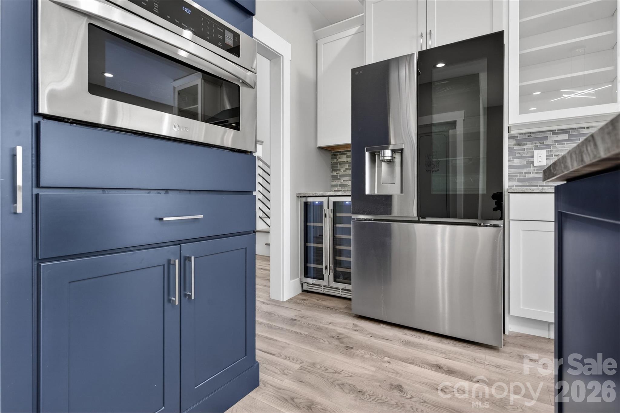98 Downing Street Property Photo 16