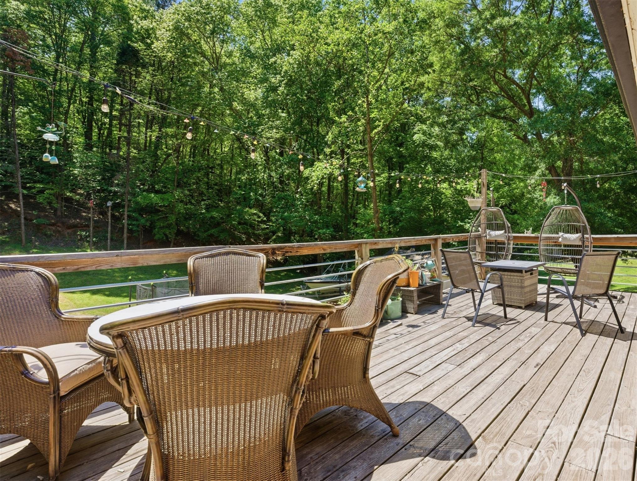125 Mimosa Road Property Photo 1