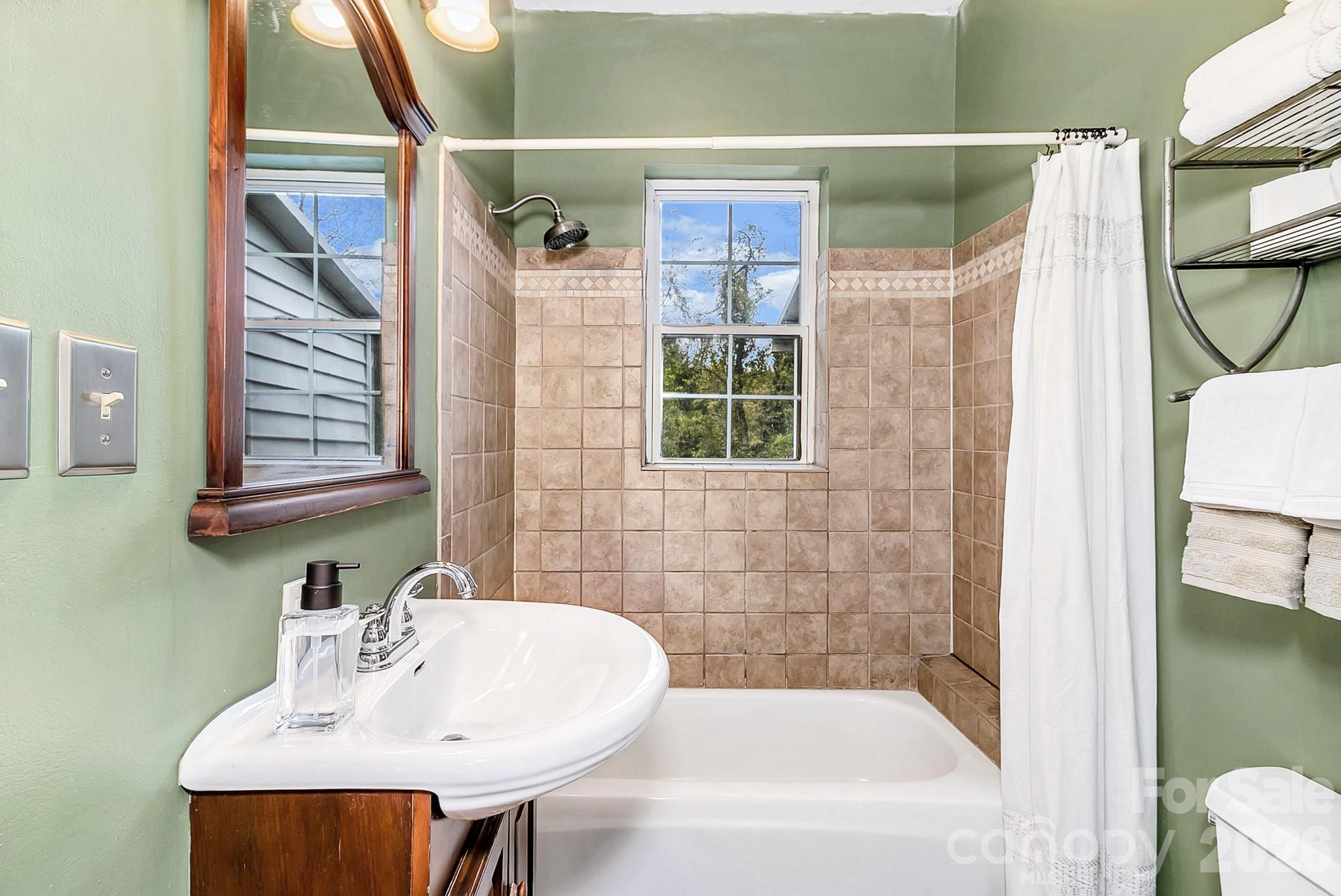 5 Main Street Property Photo 32
