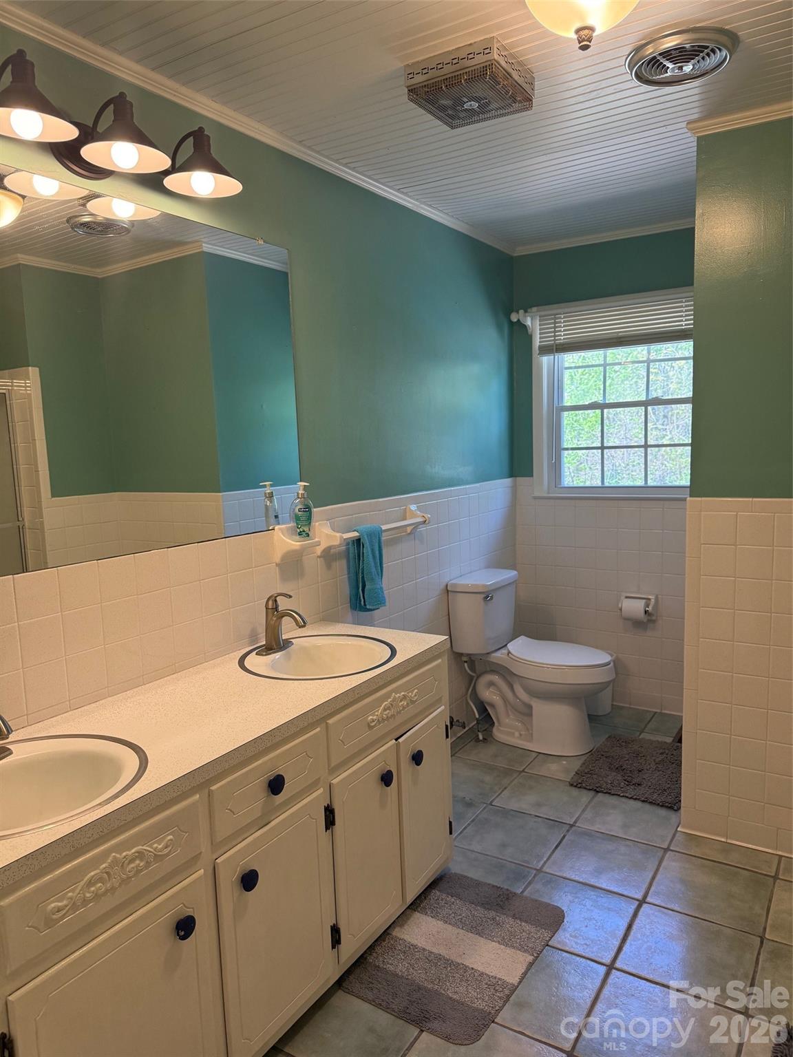 1126 Cannon Drive Property Photo 13