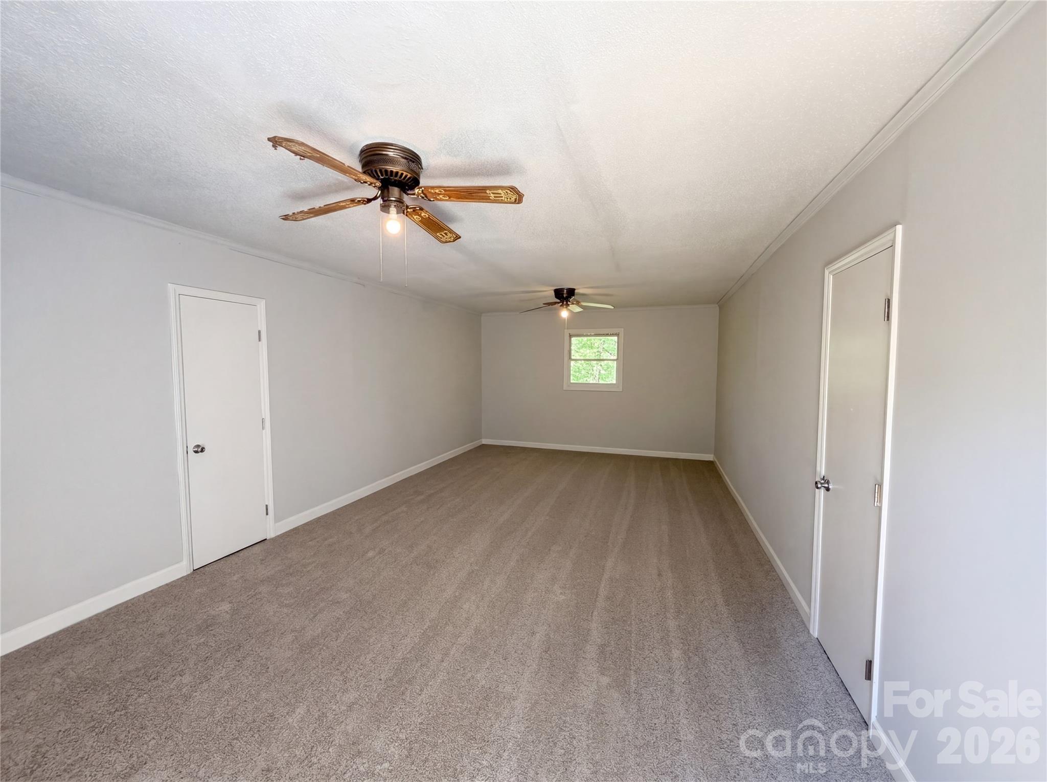 411 Ewing Drive Property Photo 10