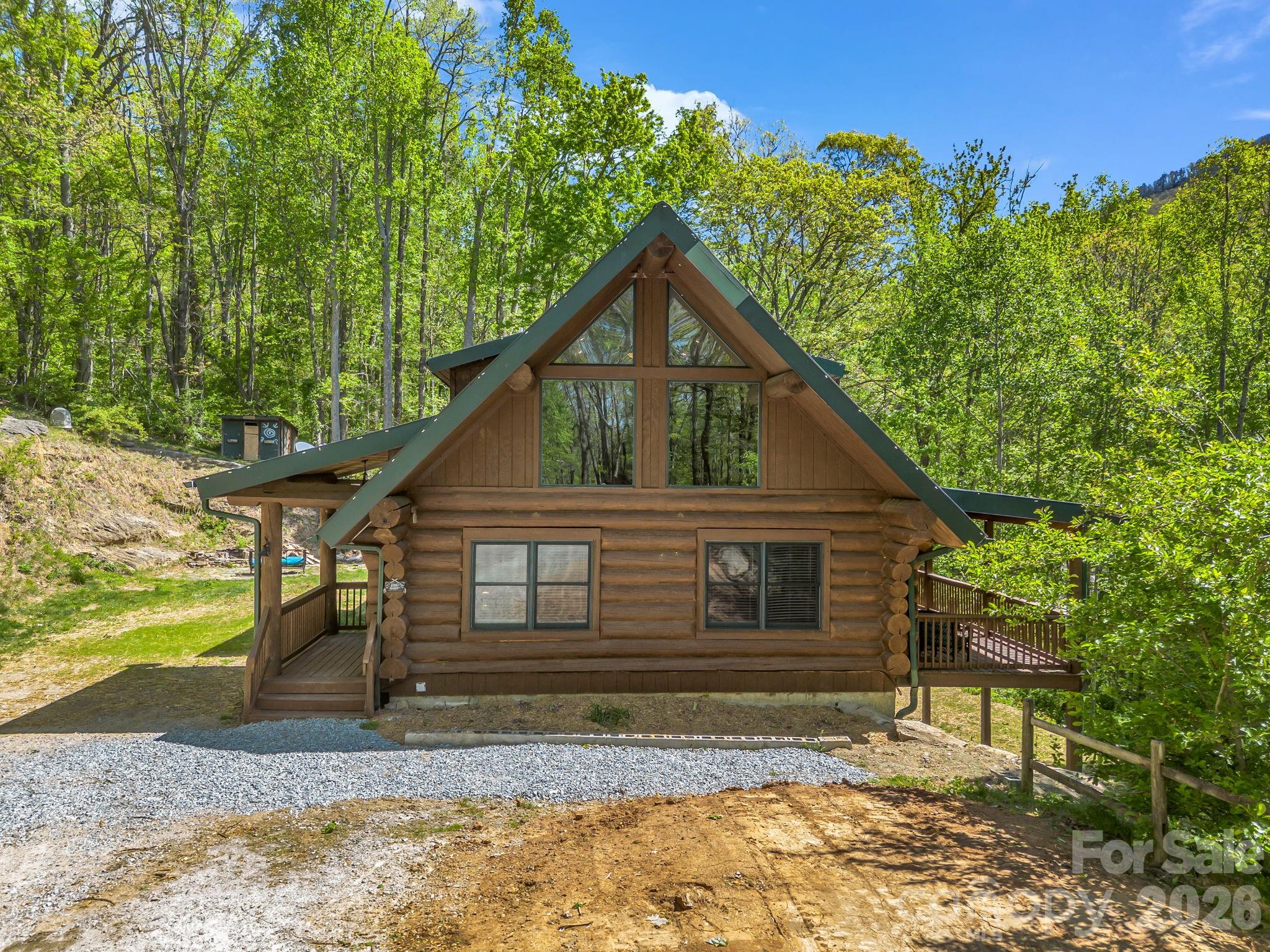 170 Old Mountain Pass Property Photo 3