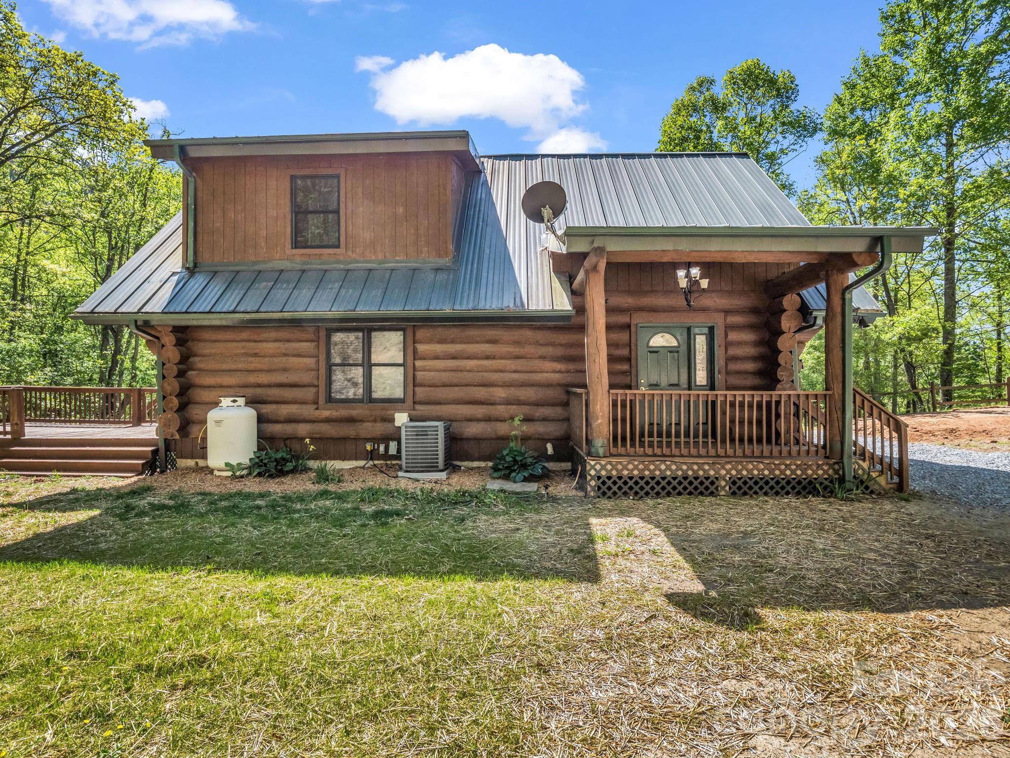 170 Old Mountain Pass Property Photo 5