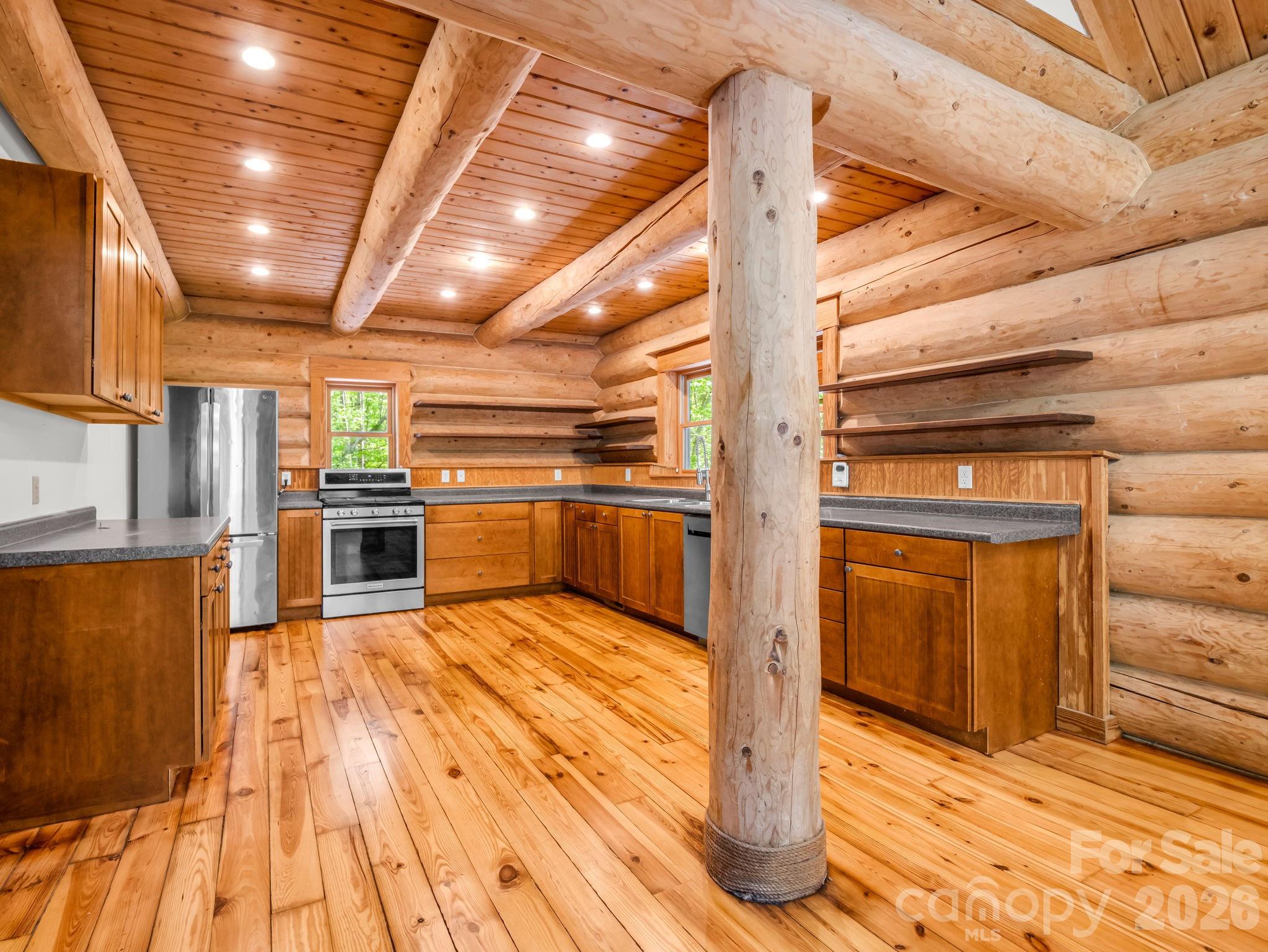 170 Old Mountain Pass Property Photo 15