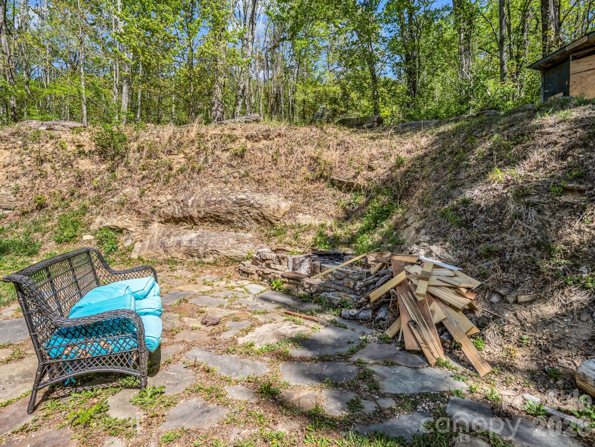 170 Old Mountain Pass Property Photo 22