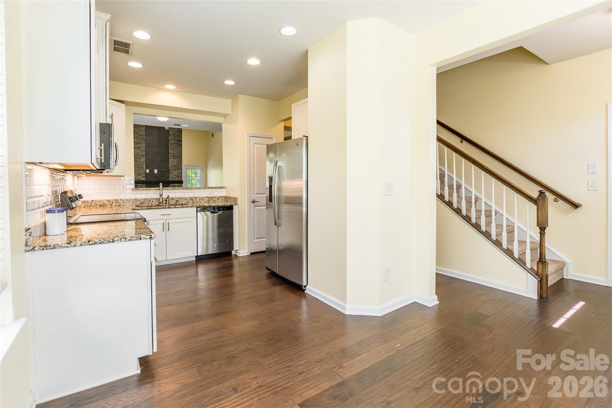 9622 Springholm Drive Property Photo 6