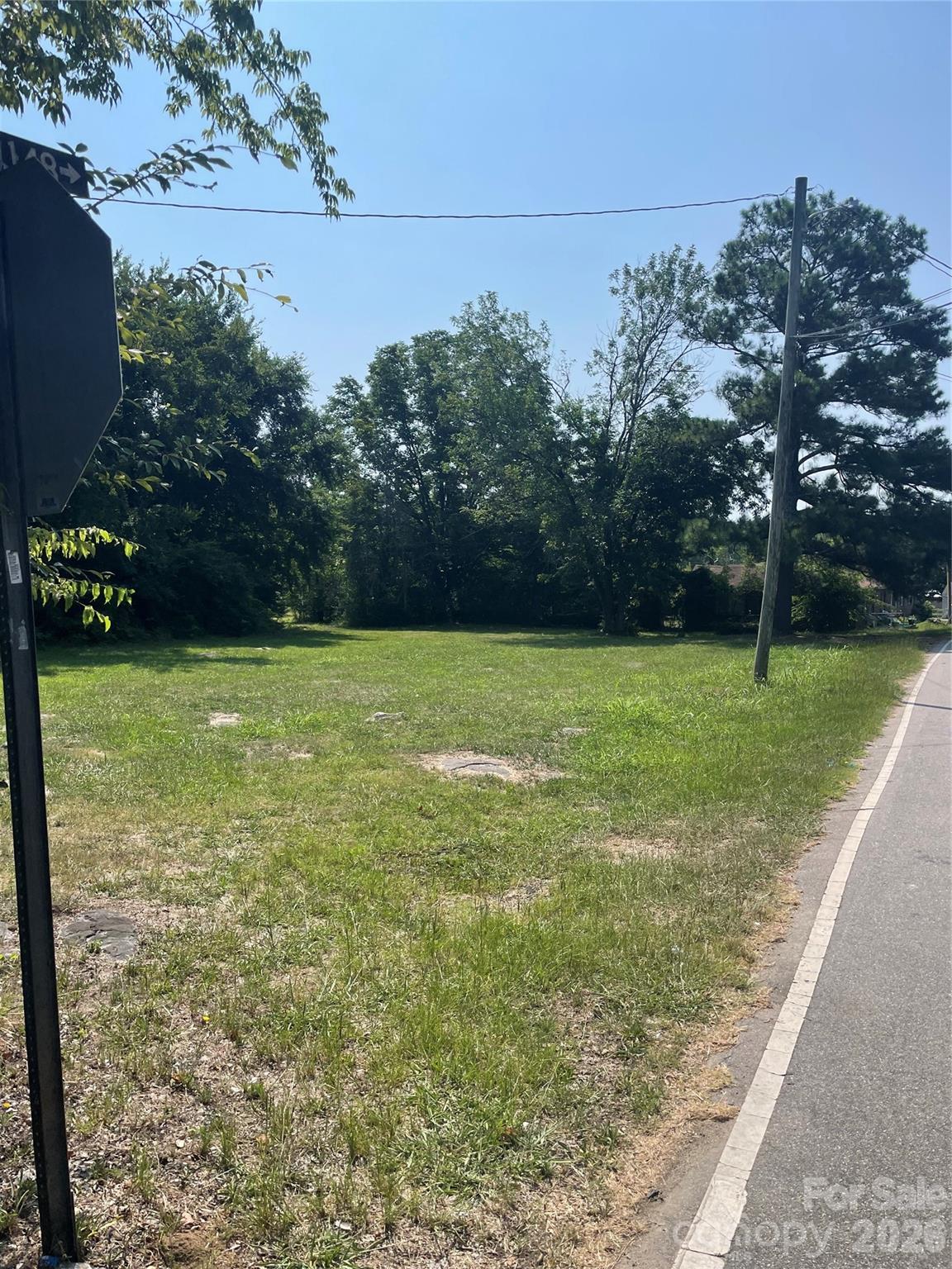 1093 Crawford Road Property Photo 2