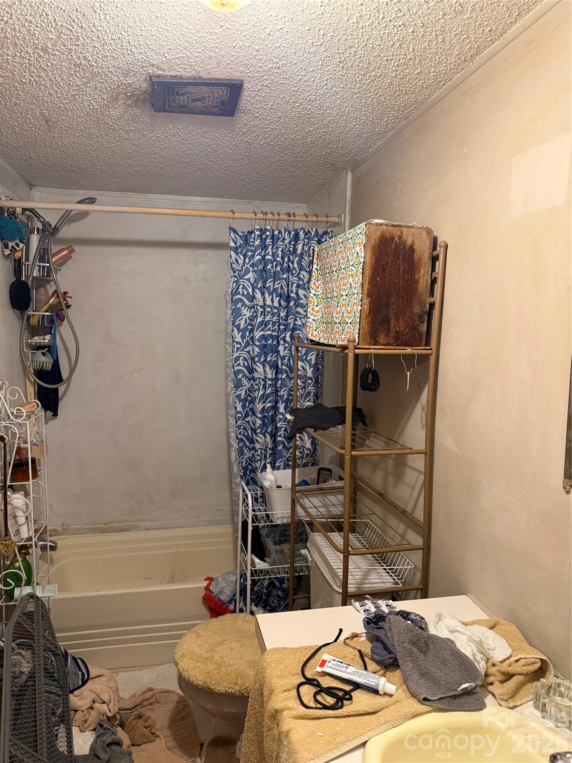 1155 Cedar Pond Lane Property Photo 16