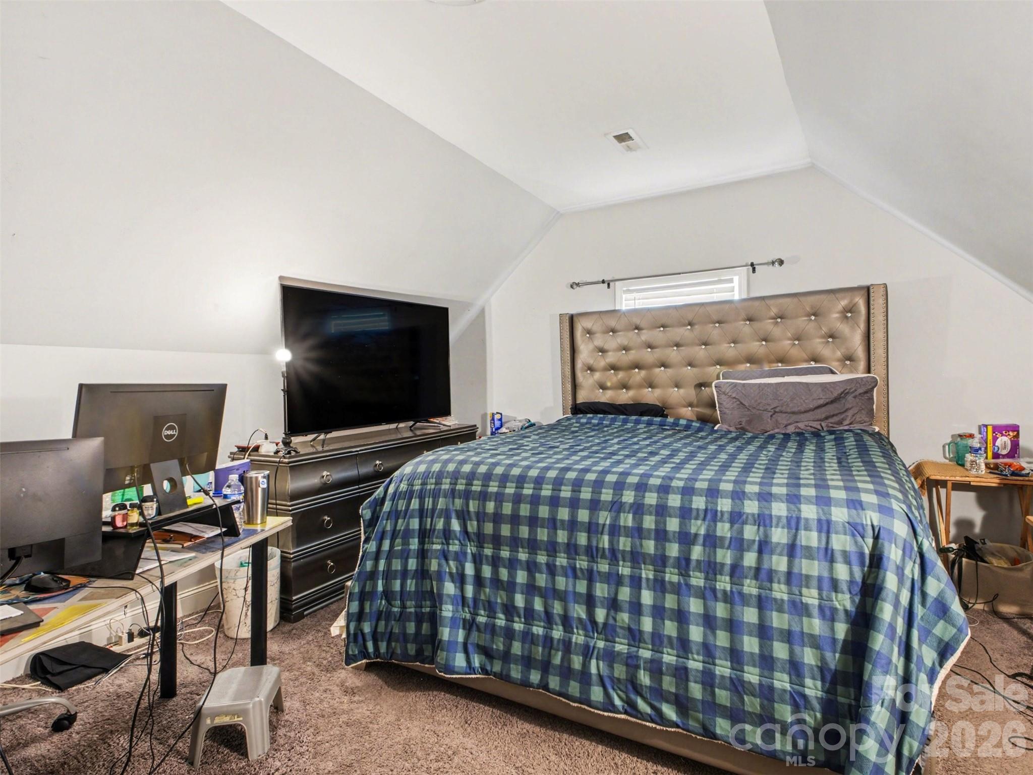 92 Saint Charles Avenue Property Photo 6