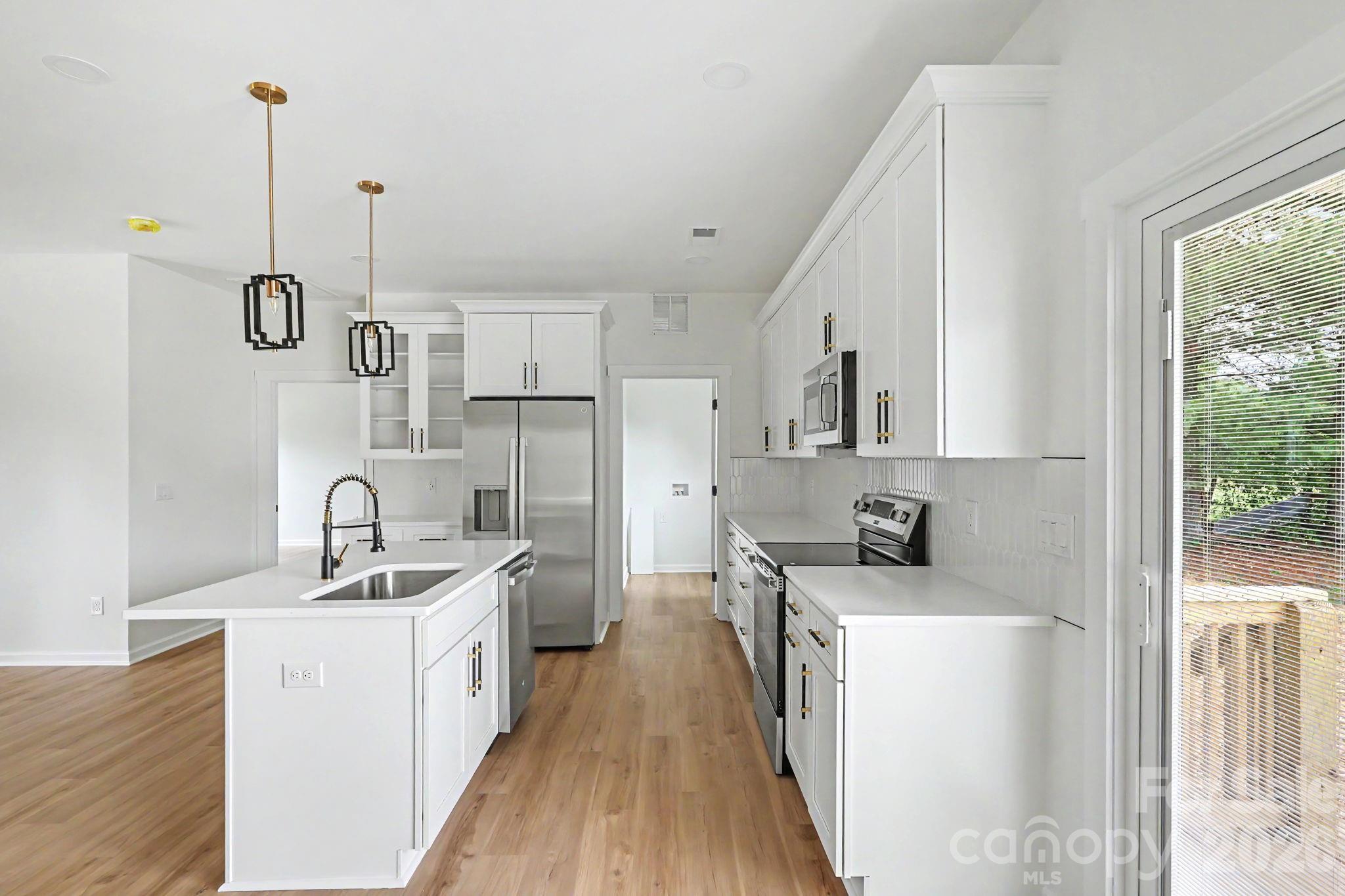 510 Thomas Street Property Photo 14