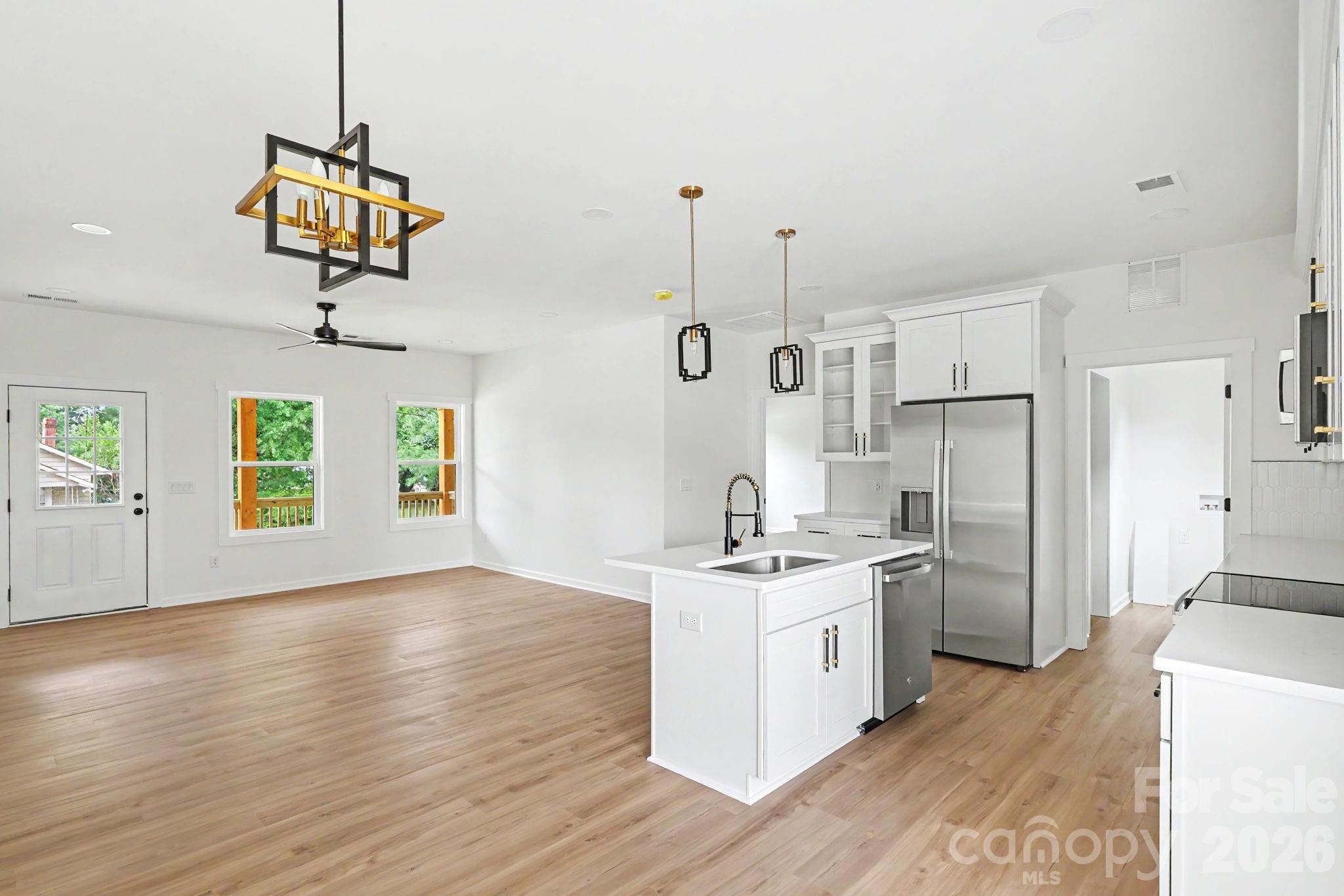 510 Thomas Street Property Photo 16