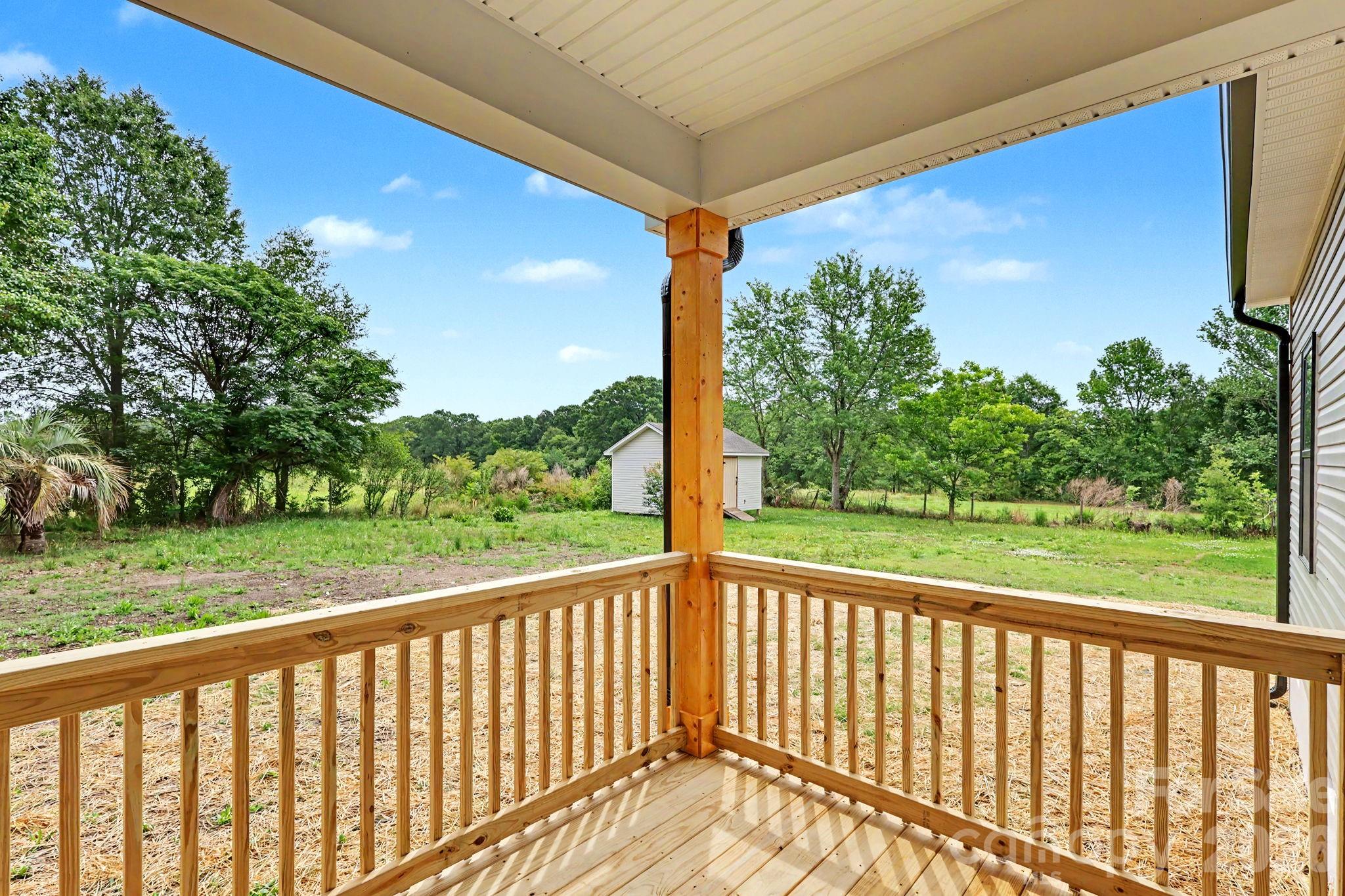 510 Thomas Street Property Photo 37