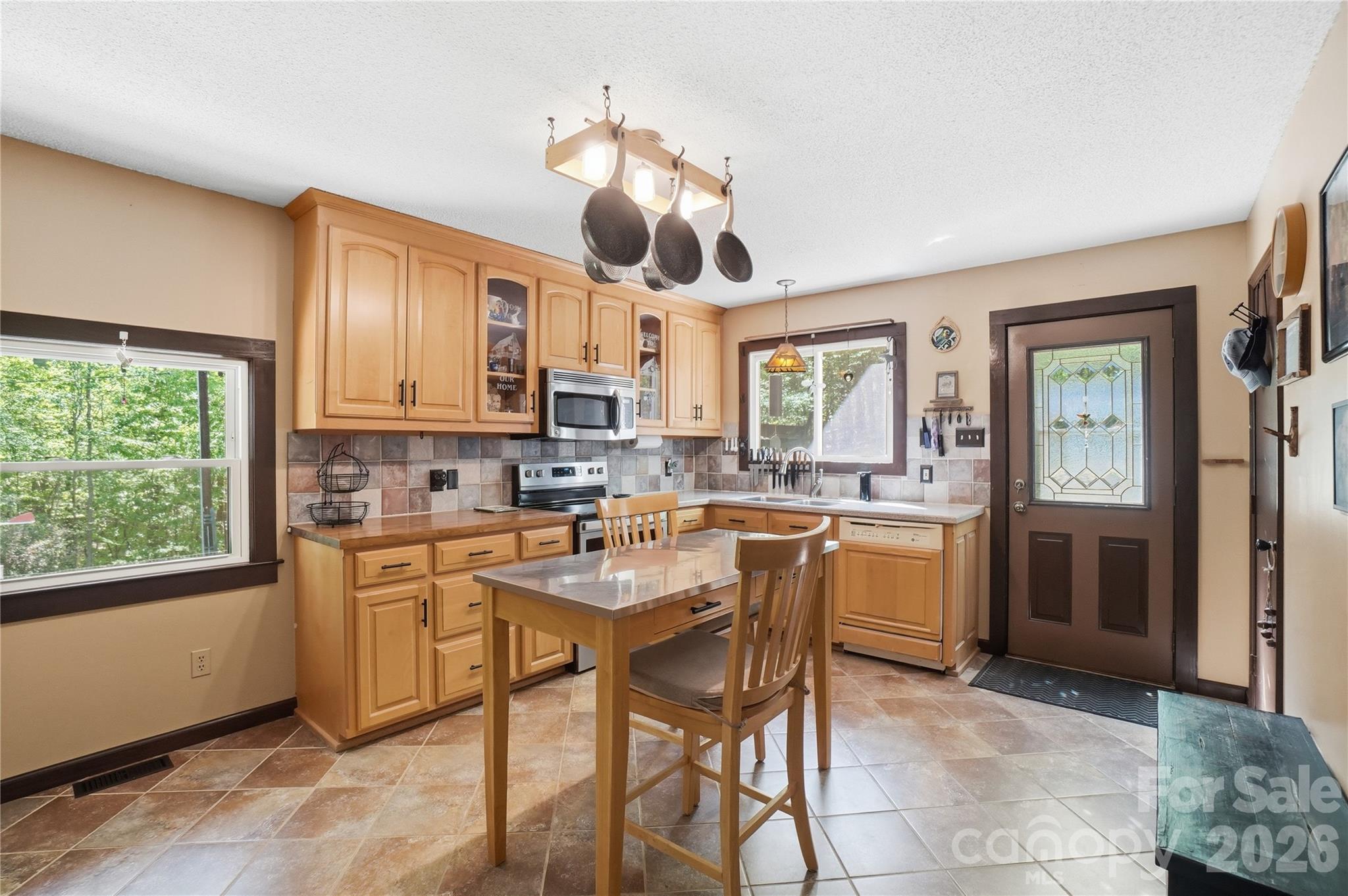 4460 Mullis Road Property Photo 12