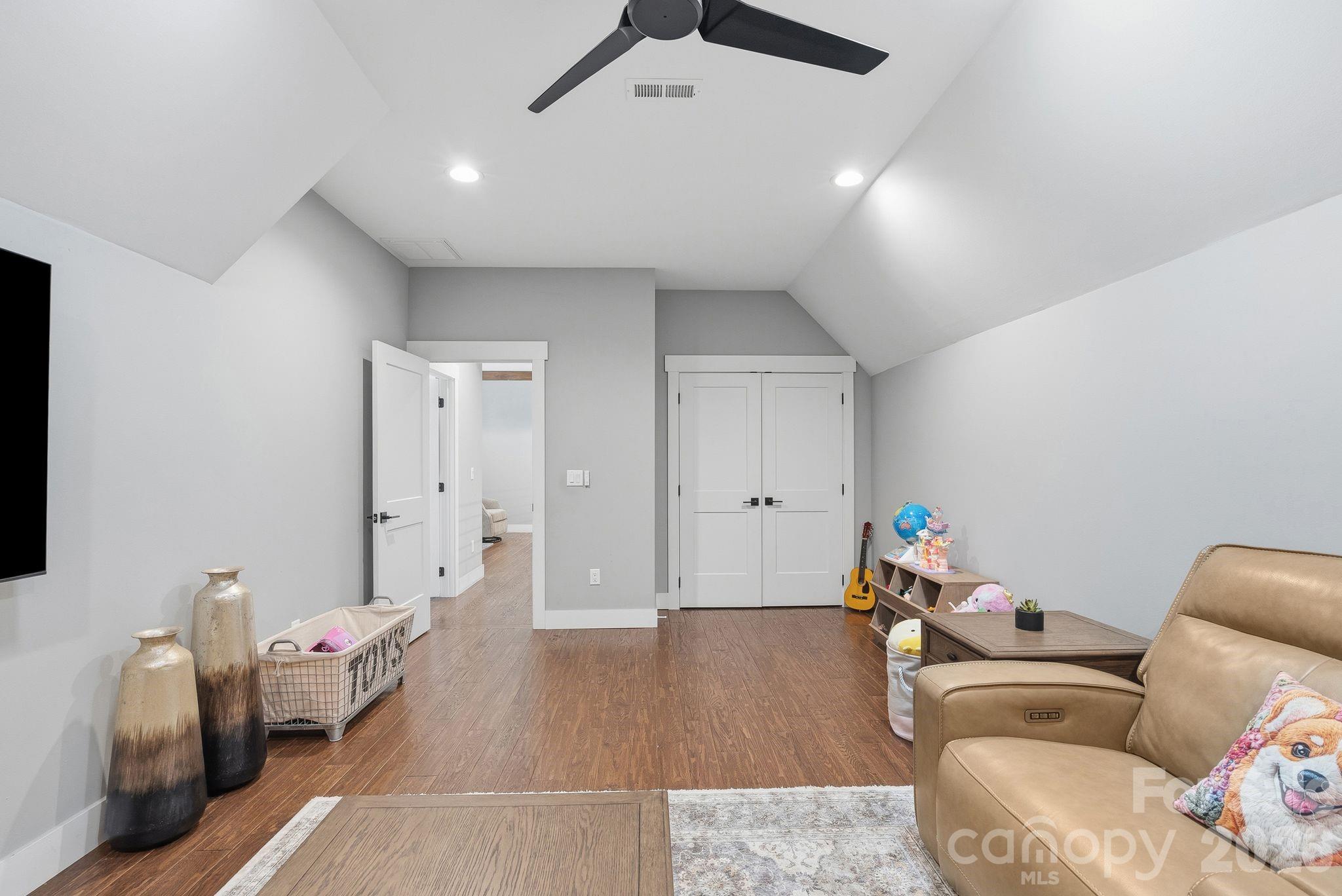 90 Gracie Lane Property Photo 23