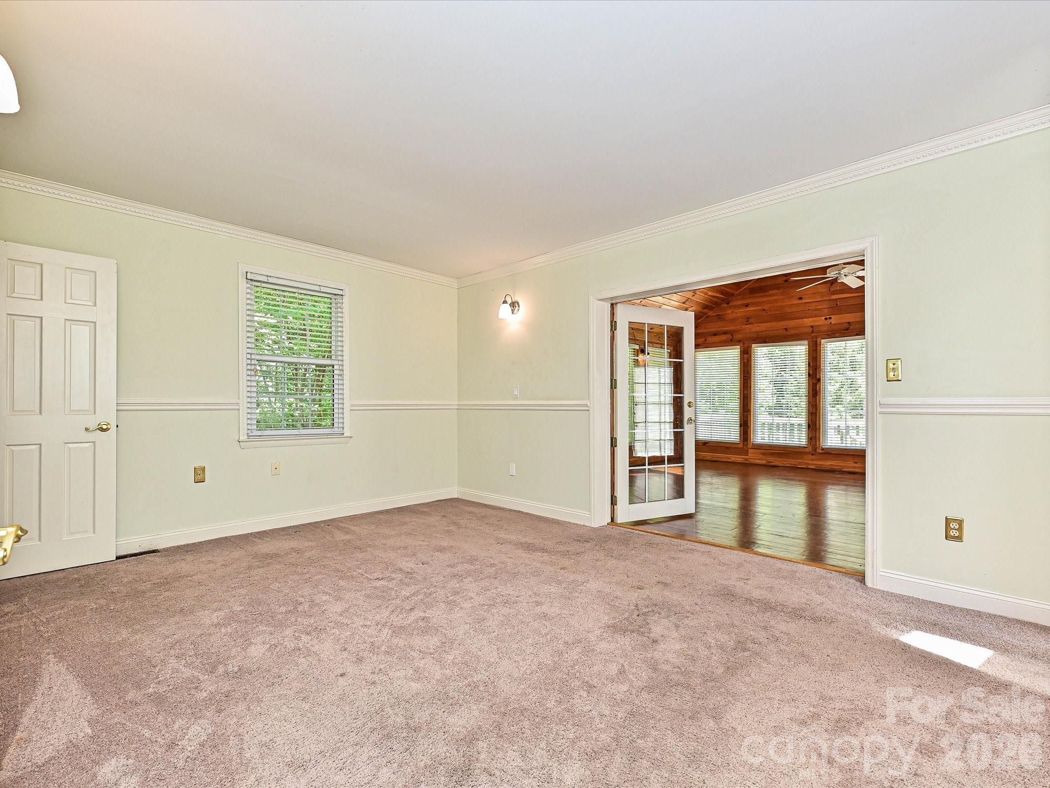 1011 Tarlton Drive Property Photo 7