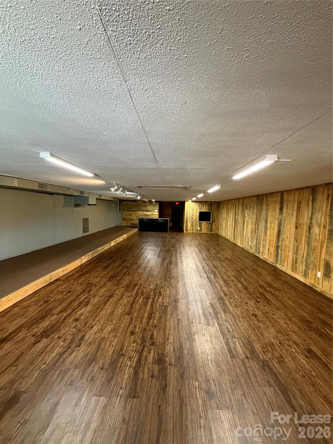 102 N Carpenter Street Blk:5 Lot:21 Property Photo 6
