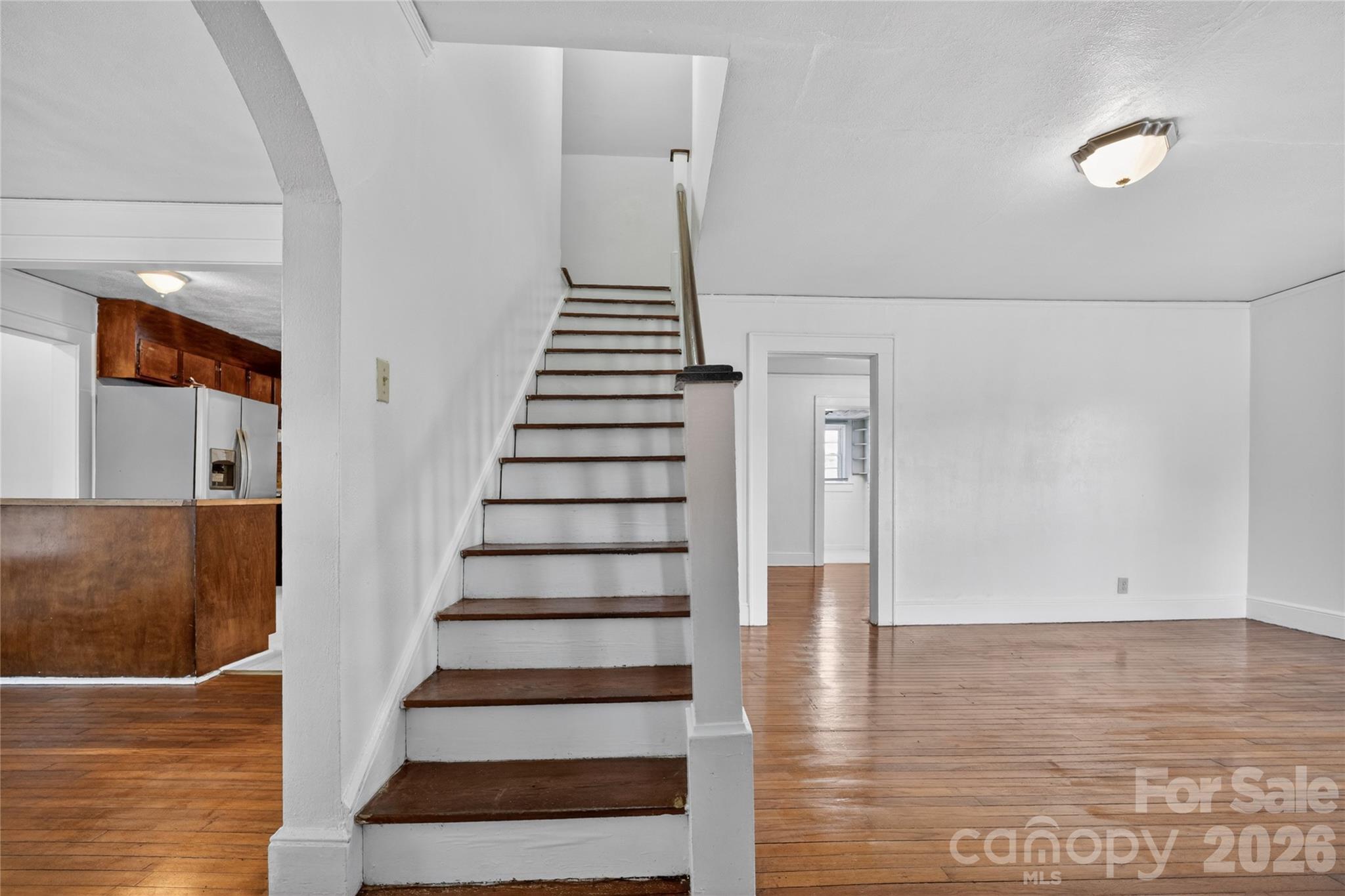 3833 1st Avenue Property Photo 9