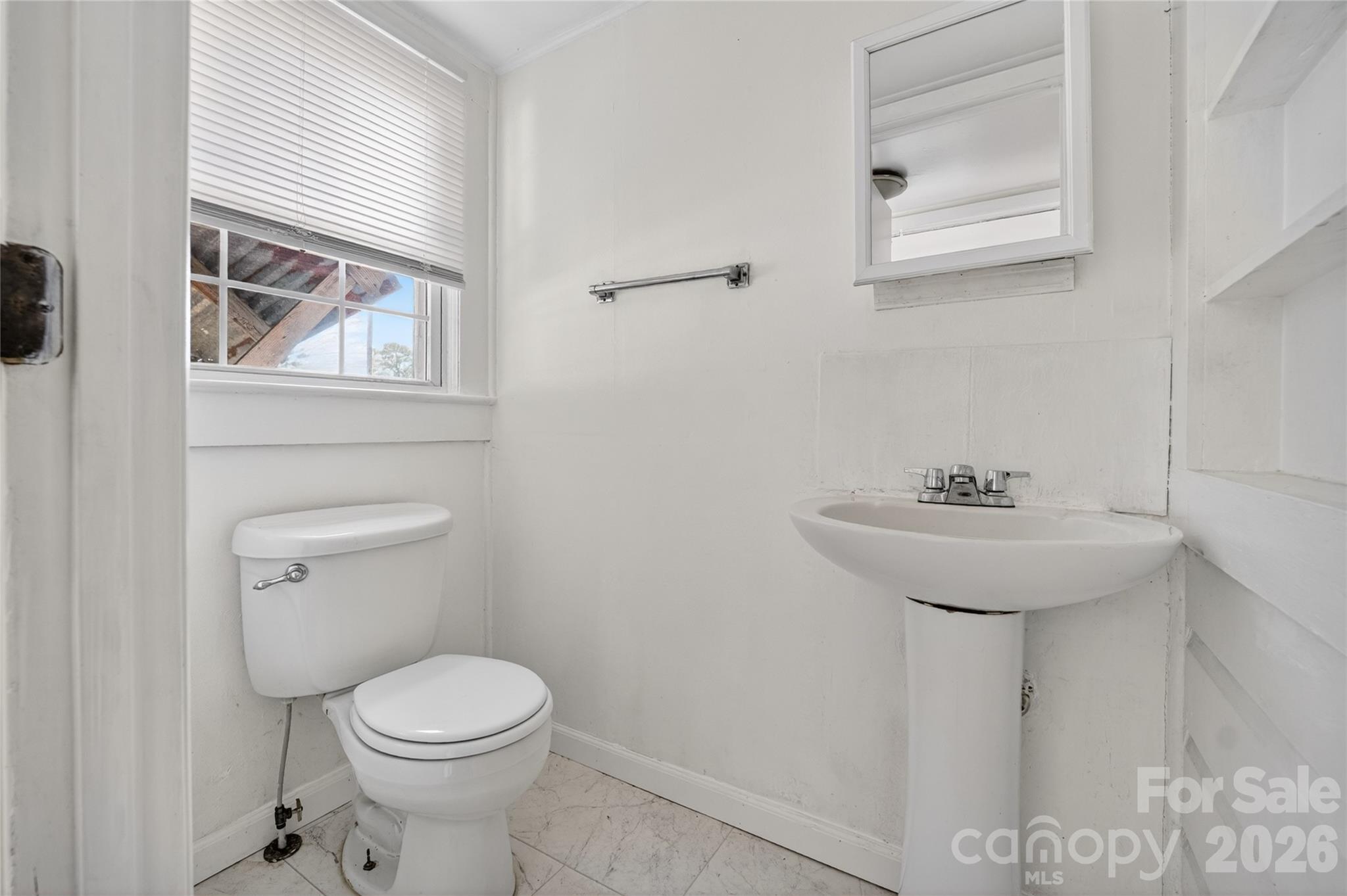3833 1st Avenue Property Photo 14