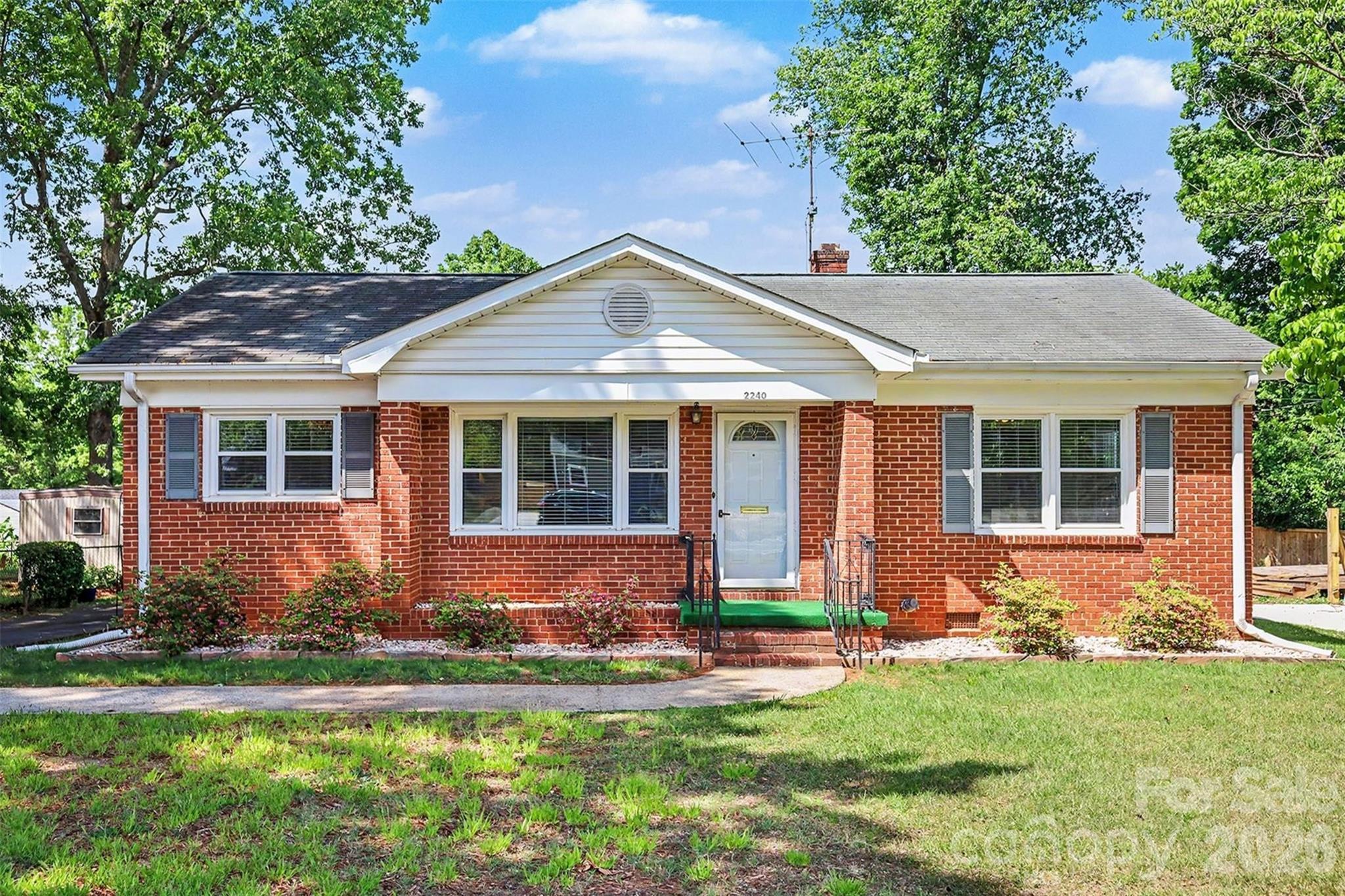 2240 Ashley Road Property Photo 1
