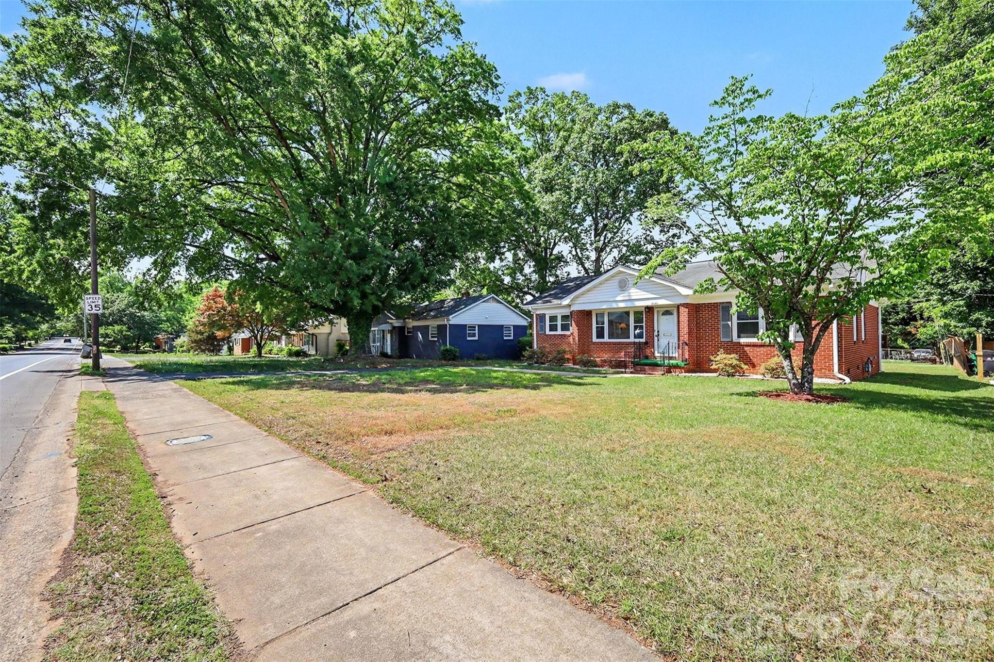 2240 Ashley Road Property Photo 4