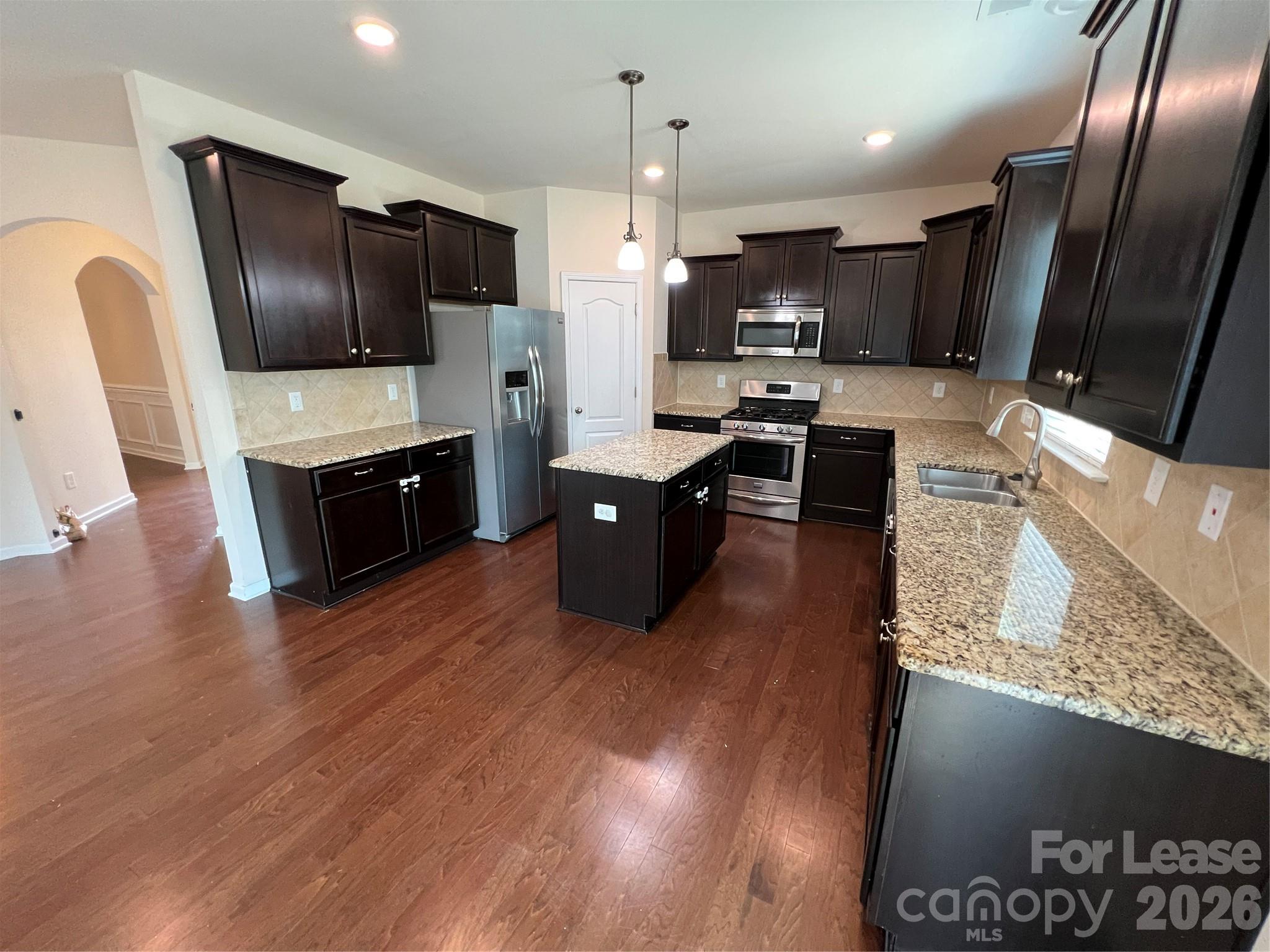 10374 Rutledge Ridge Drive Property Photo 7