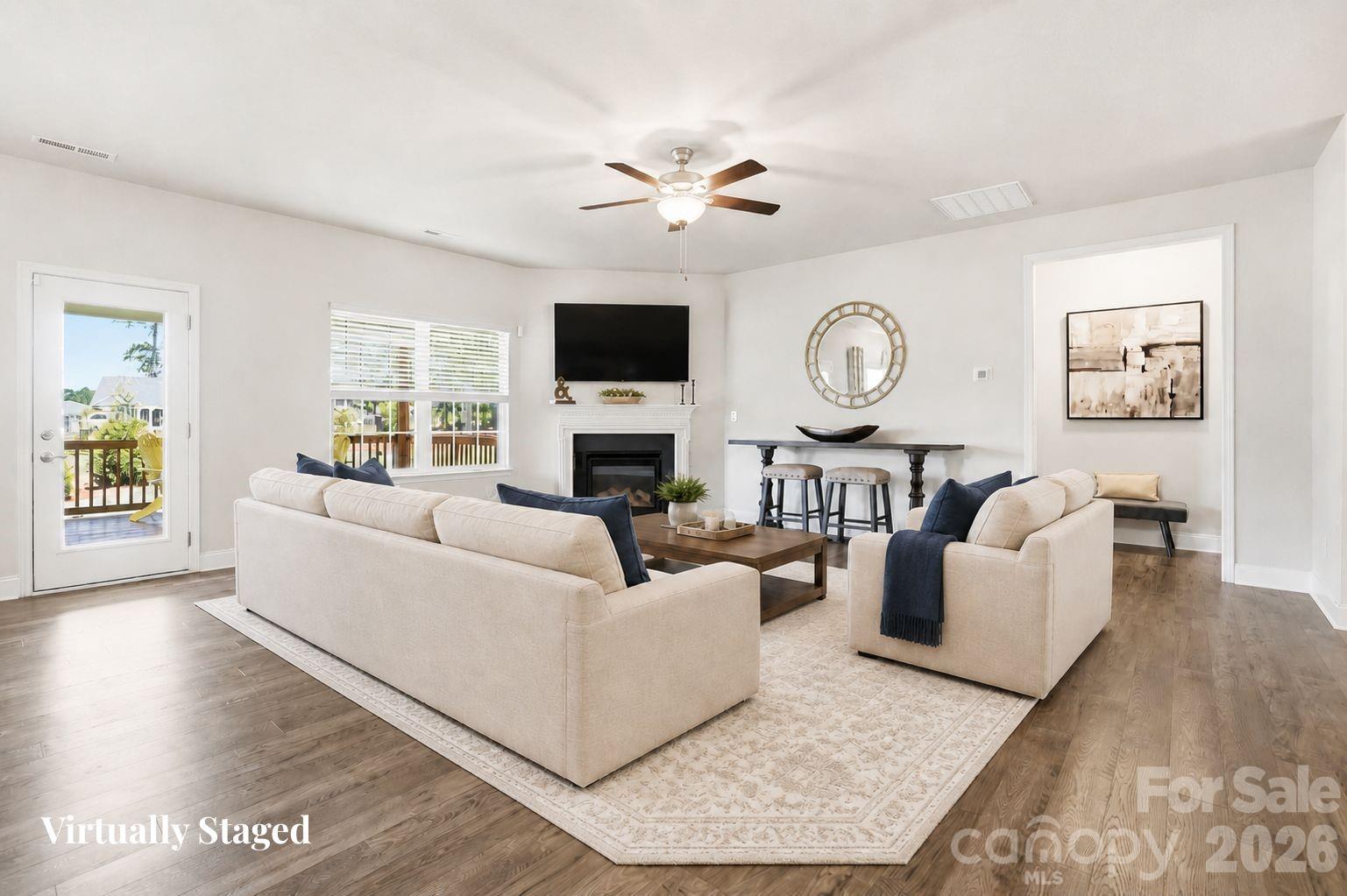 11765 Glenwood Drive Property Photo 3
