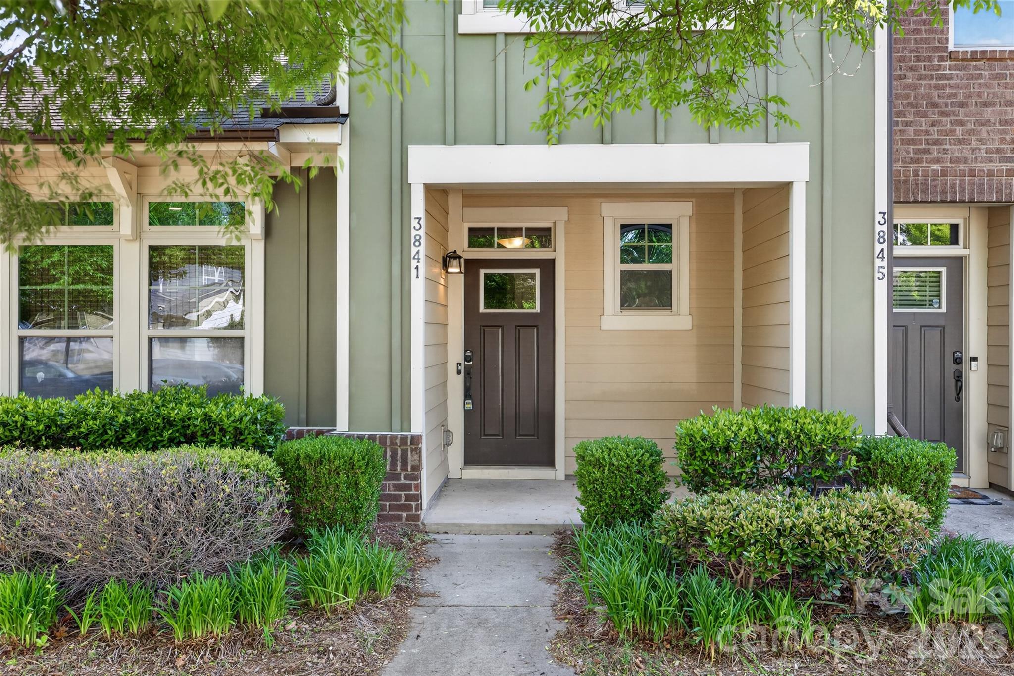 3841 Willow Green Place Property Photo 2