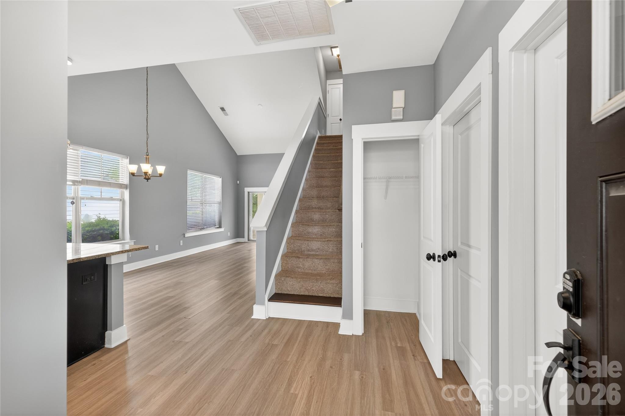 3841 Willow Green Place Property Photo 4