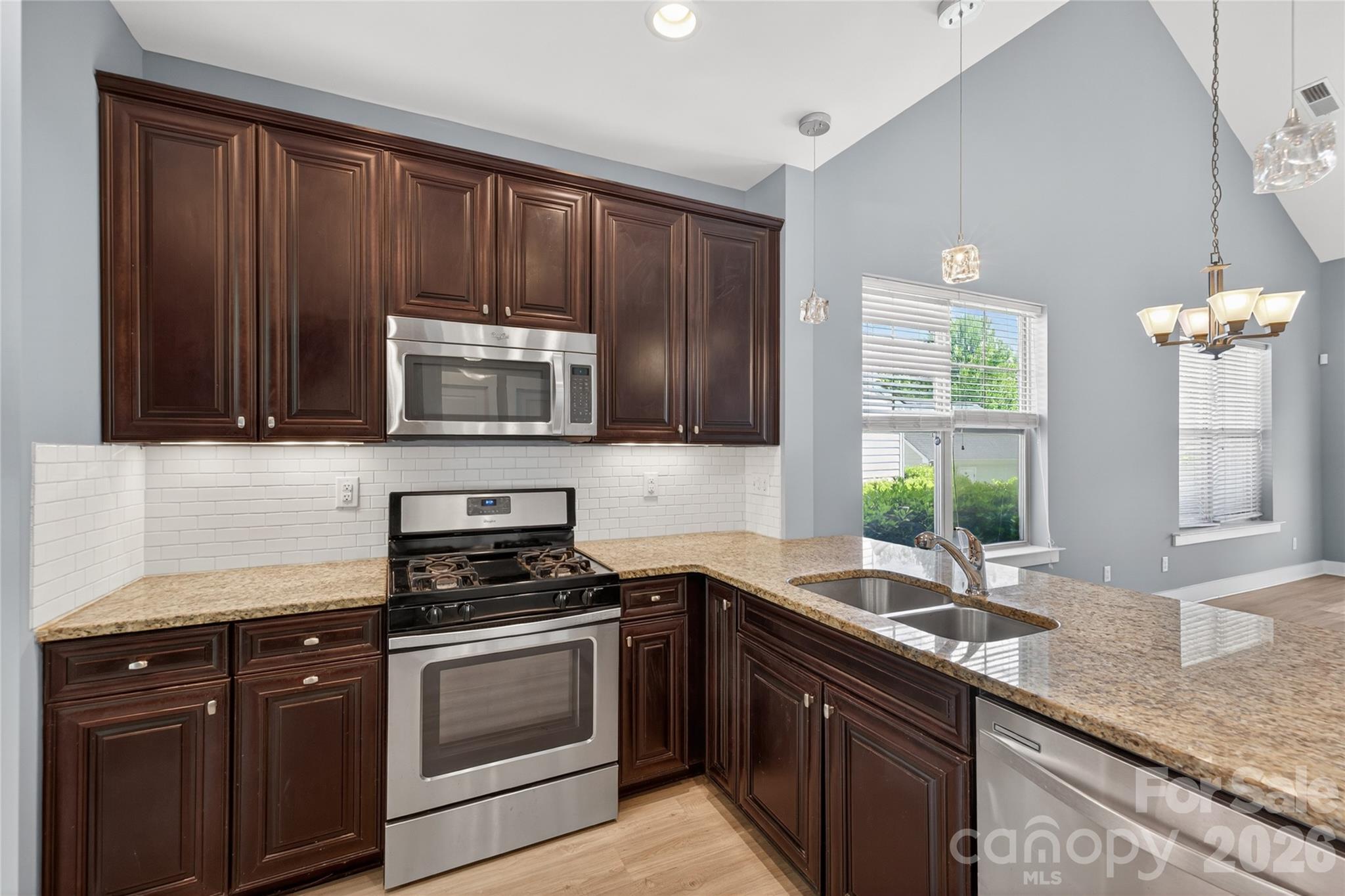 3841 Willow Green Place Property Photo 7