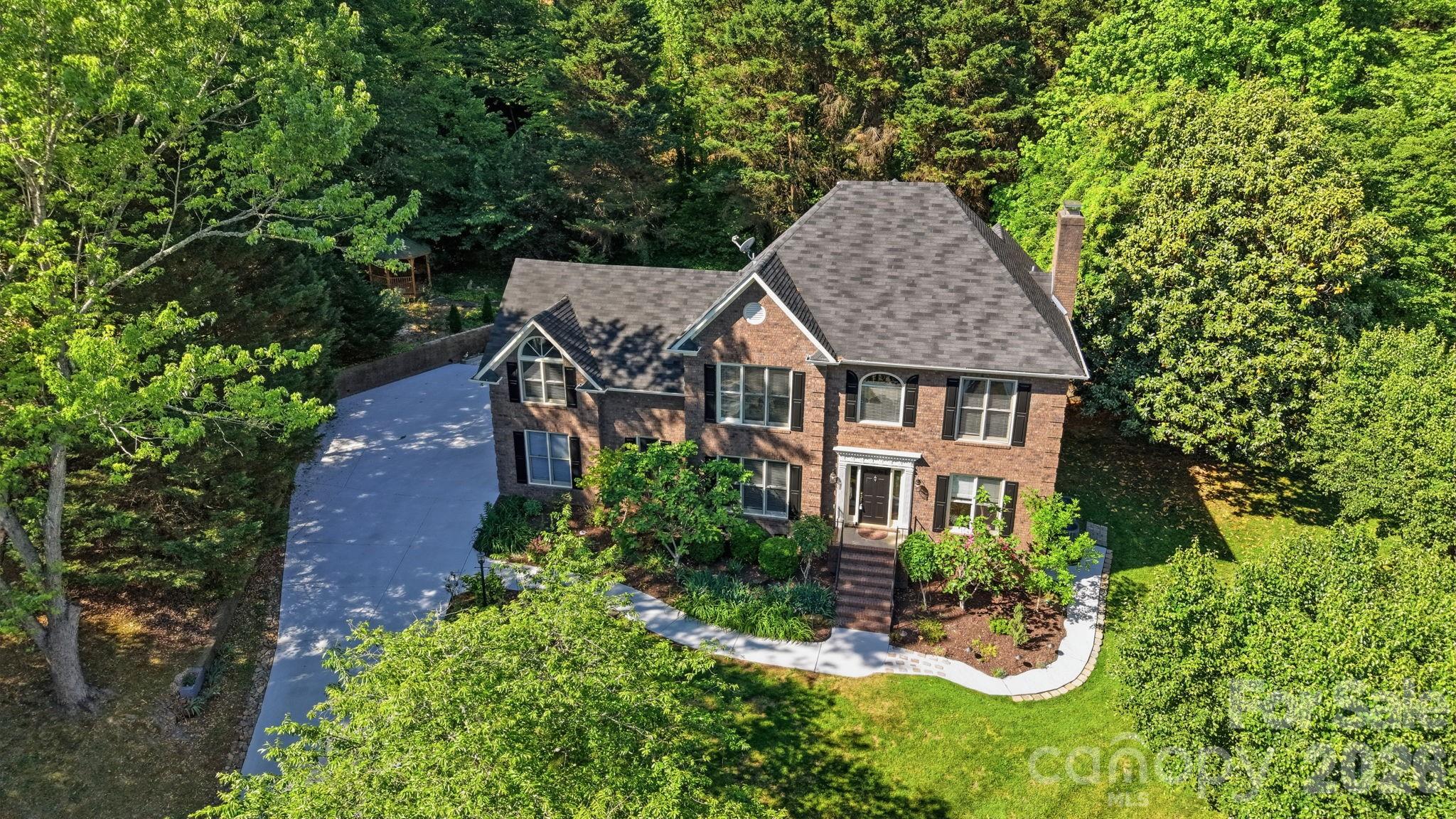 1265 Braeburn Road Property Photo 1