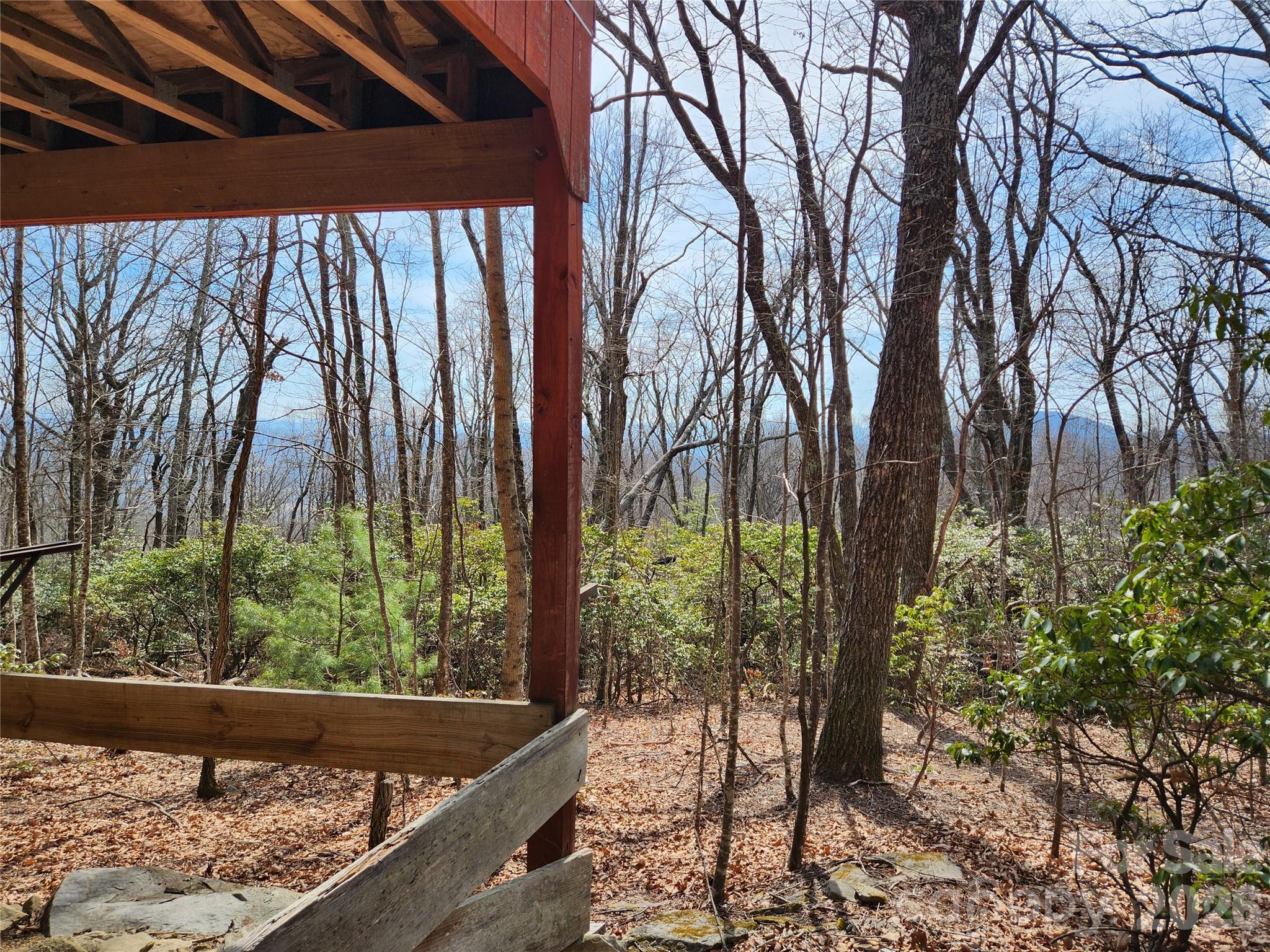 929 Pine Ridge Road Property Photo 3
