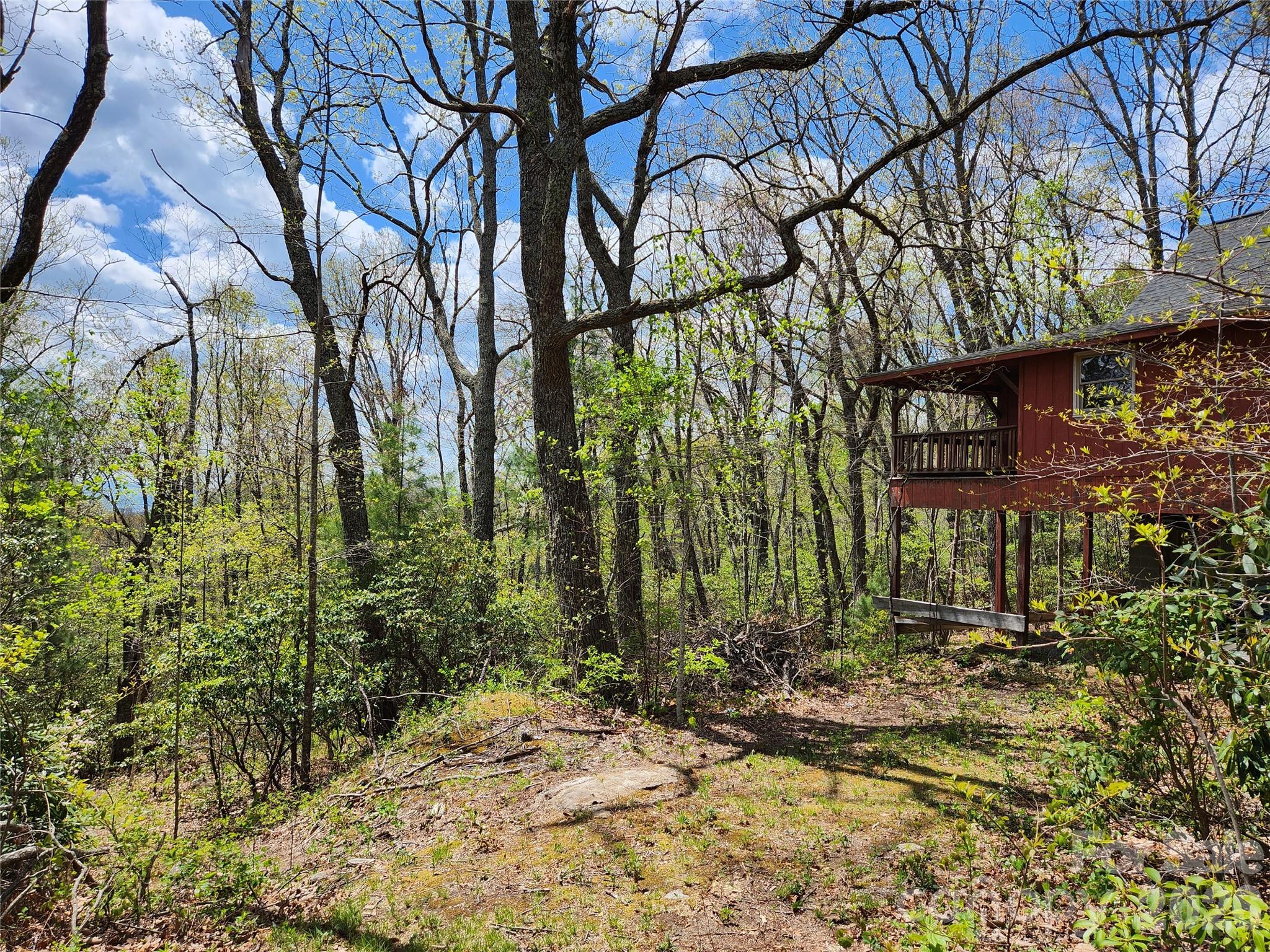 929 Pine Ridge Road Property Photo 5