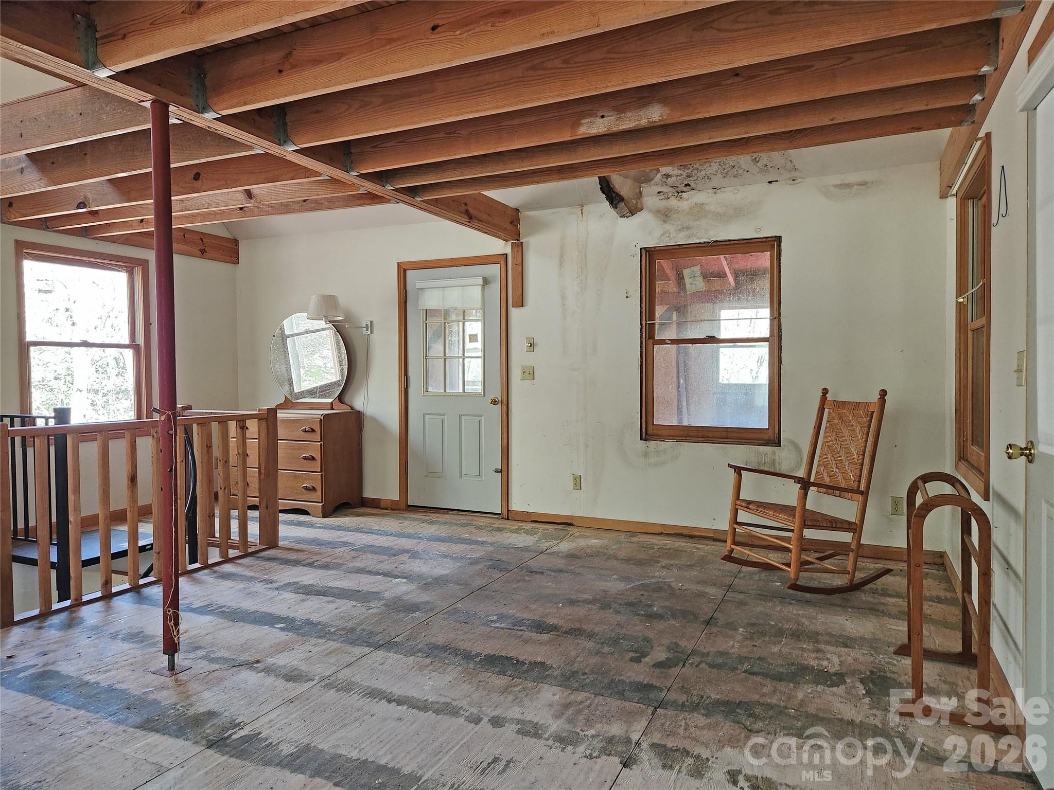 929 Pine Ridge Road Property Photo 9