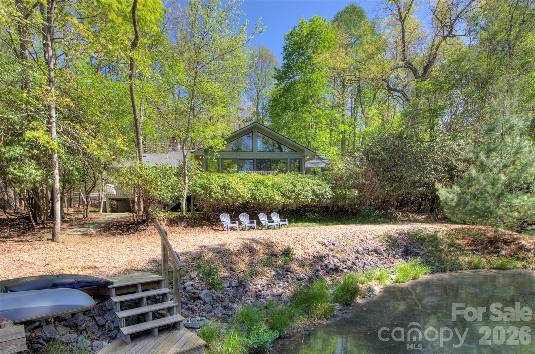 960 Middle Connestee Trail Property Photo 3