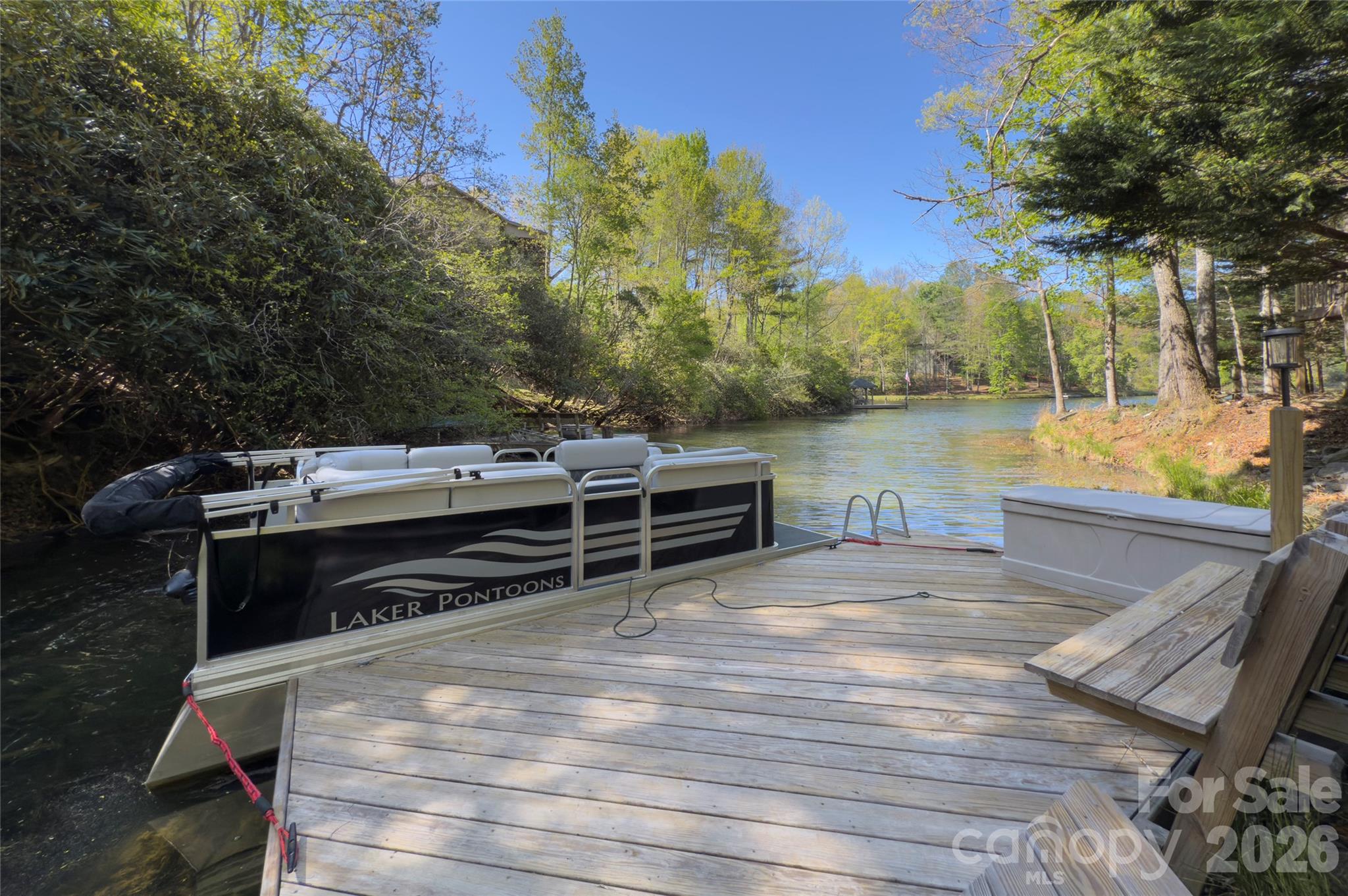 960 Middle Connestee Trail Property Photo 5