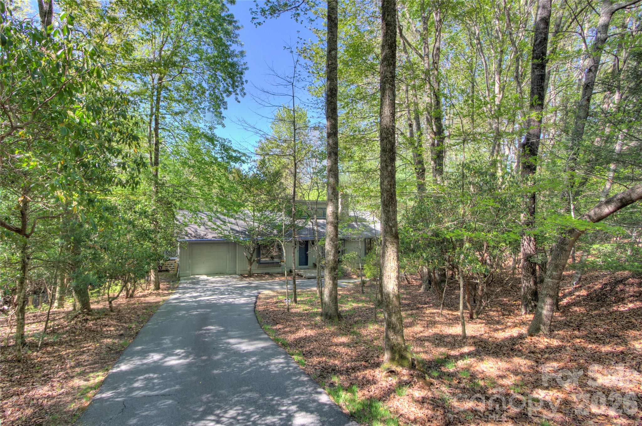 960 Middle Connestee Trail Property Photo 12