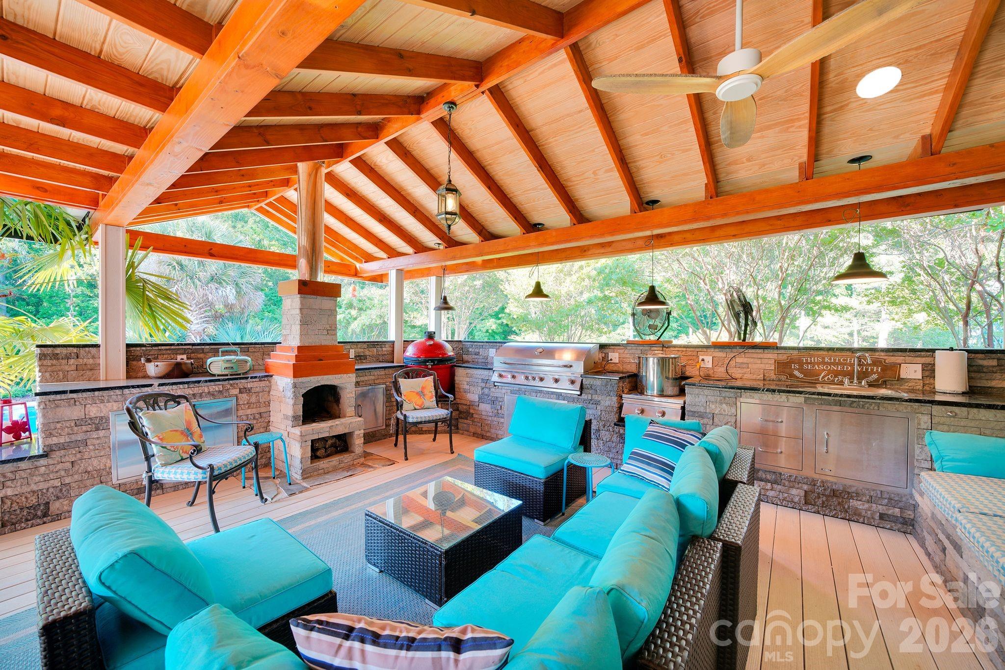 1171 Hilldale Drive Property Photo 8