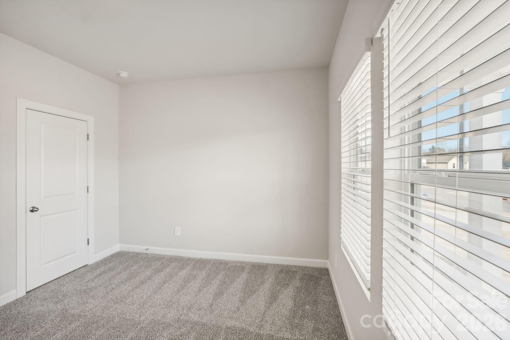 2453 Chartwell Street Property Photo 20