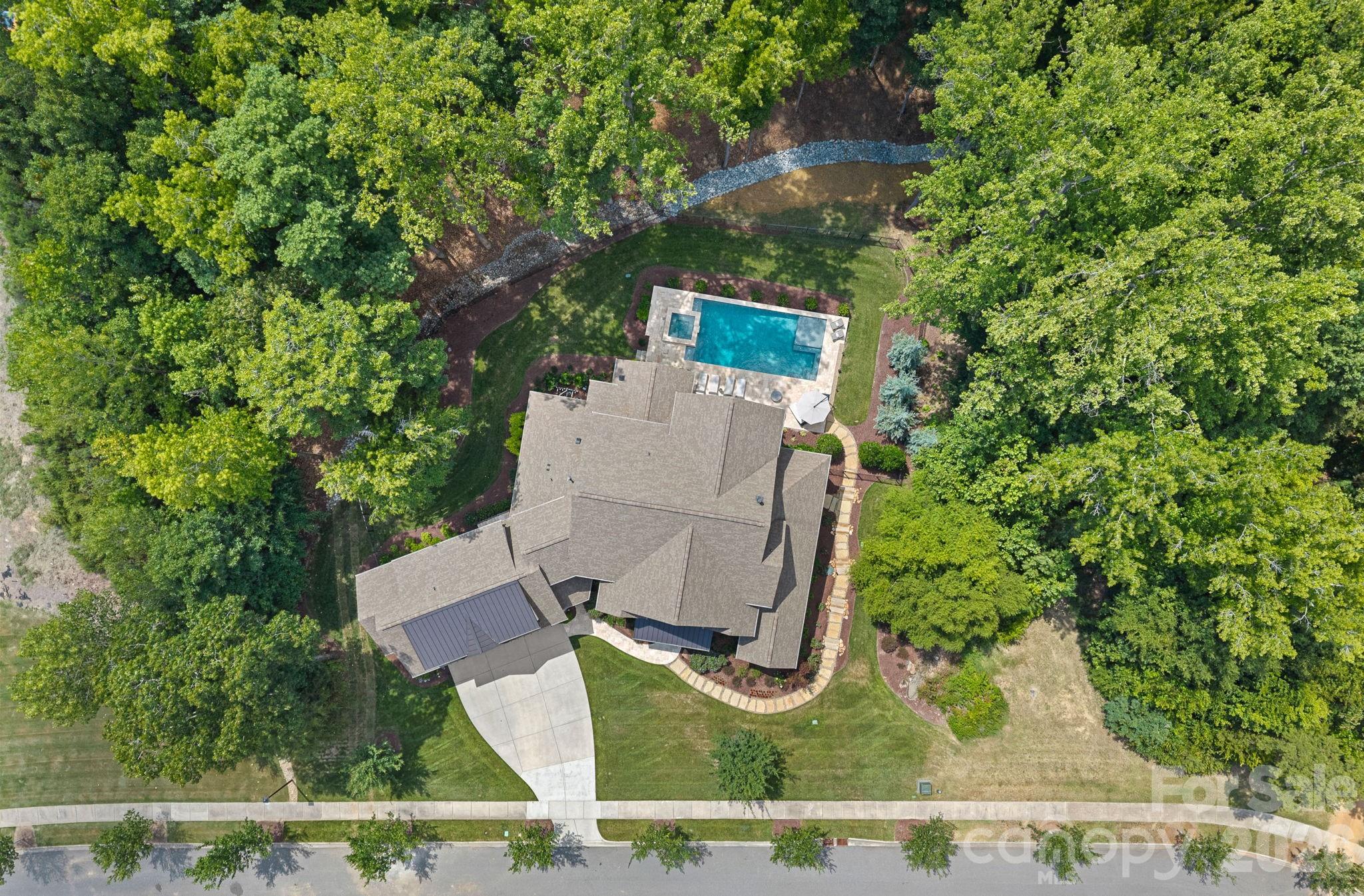 17416 Gillican Overlook Road Property Photo 3