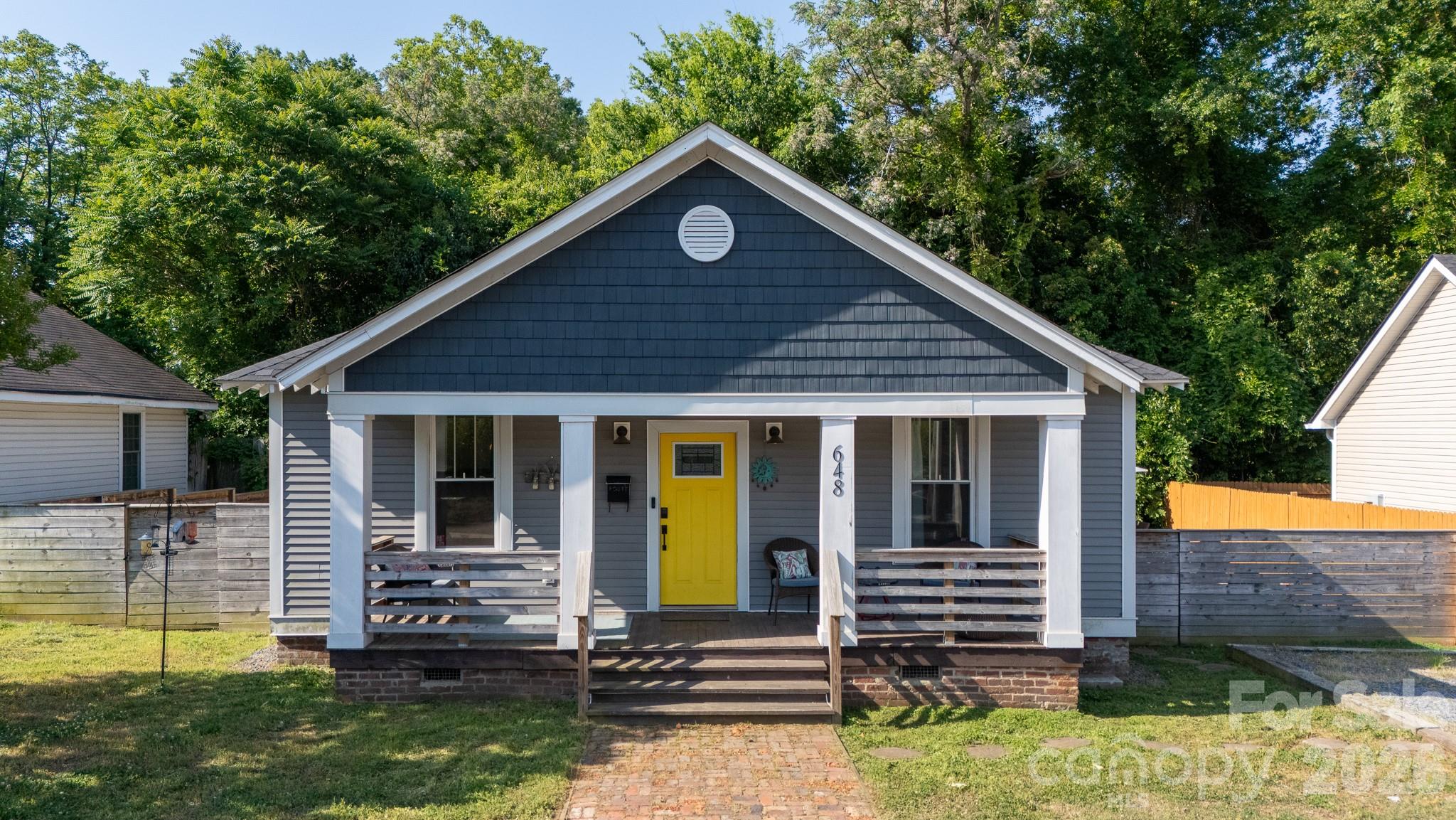 648 Izard Street Property Photo 1