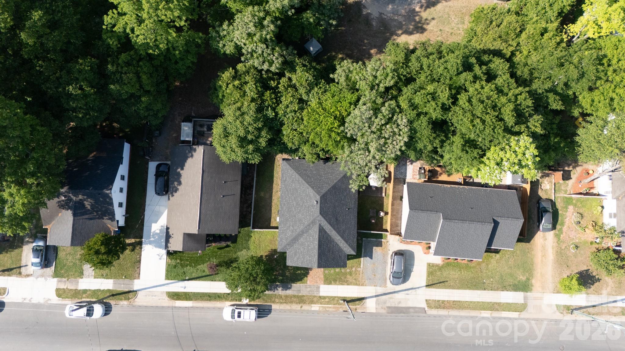 648 Izard Street Property Photo 6