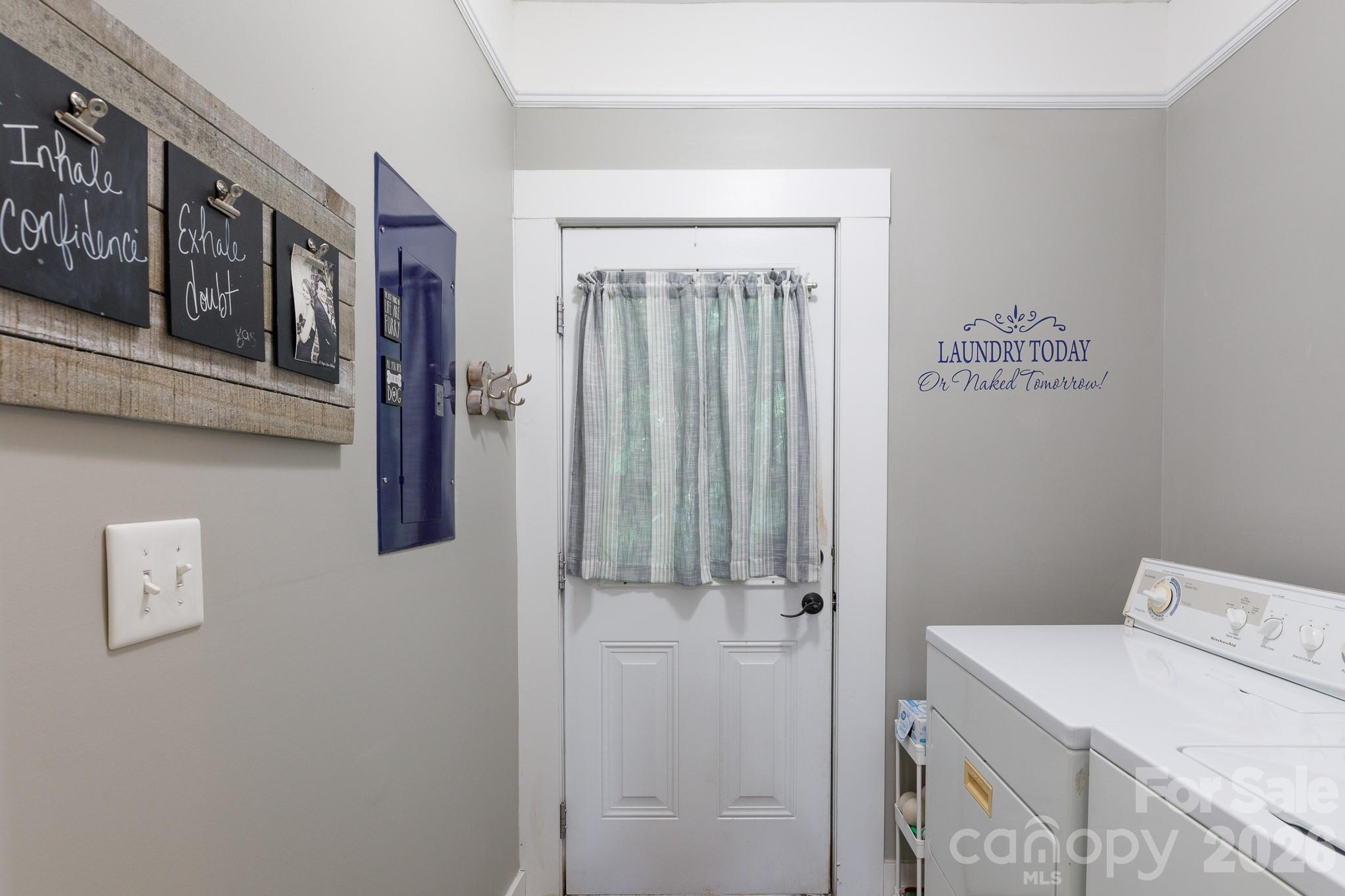 648 Izard Street Property Photo 31
