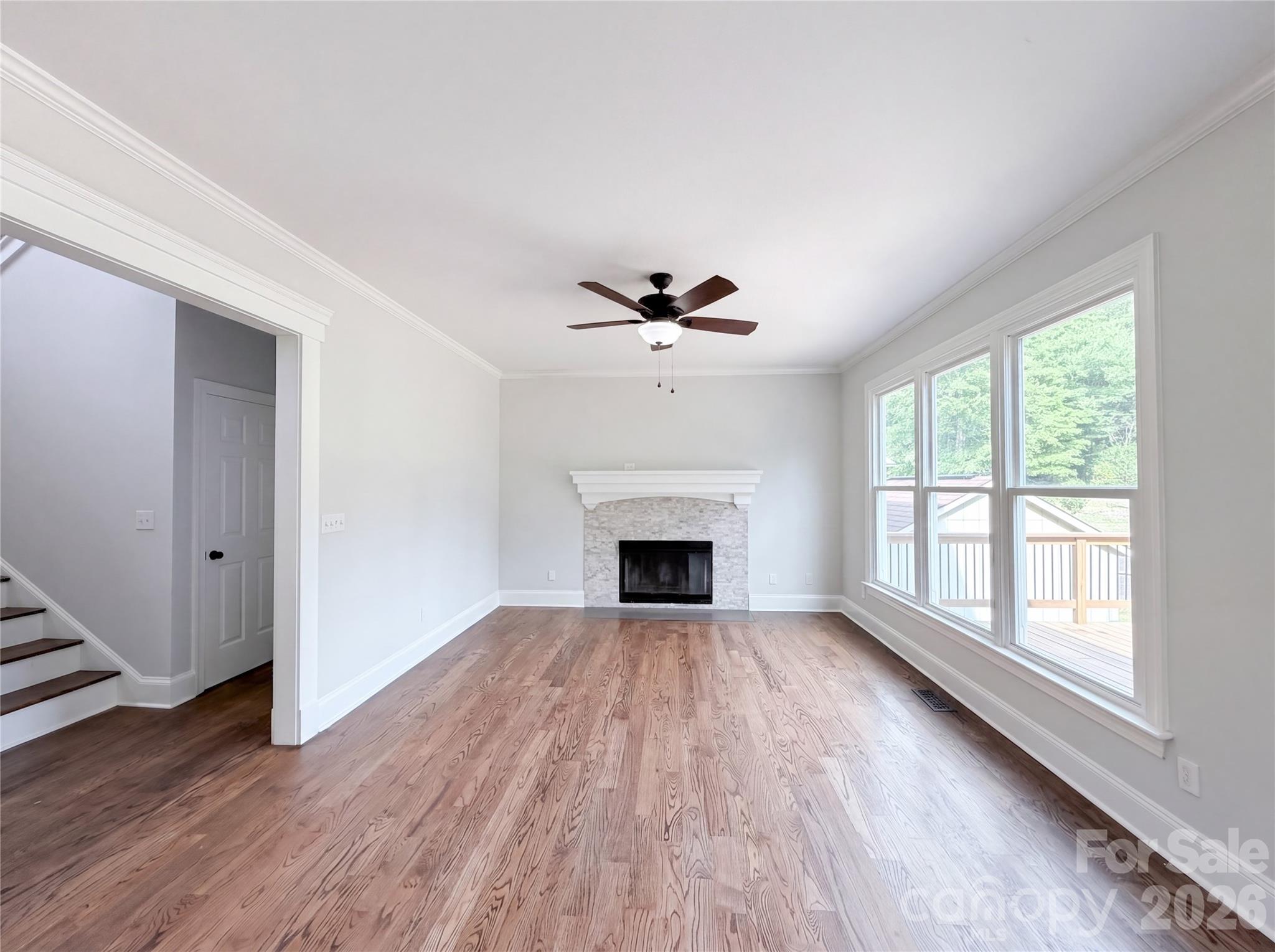 2496 Lake Shore Road Property Photo 3