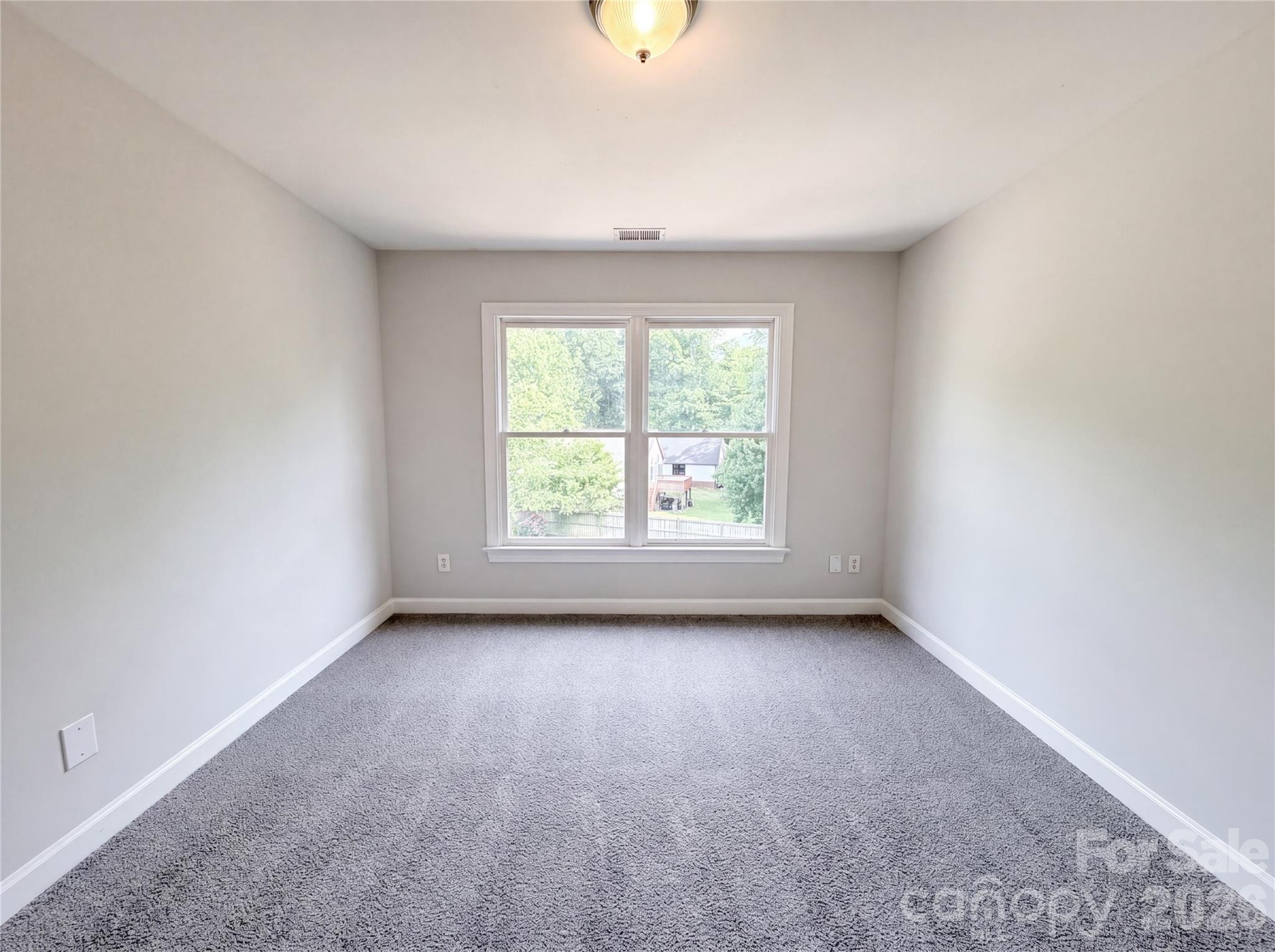 2496 Lake Shore Road Property Photo 9
