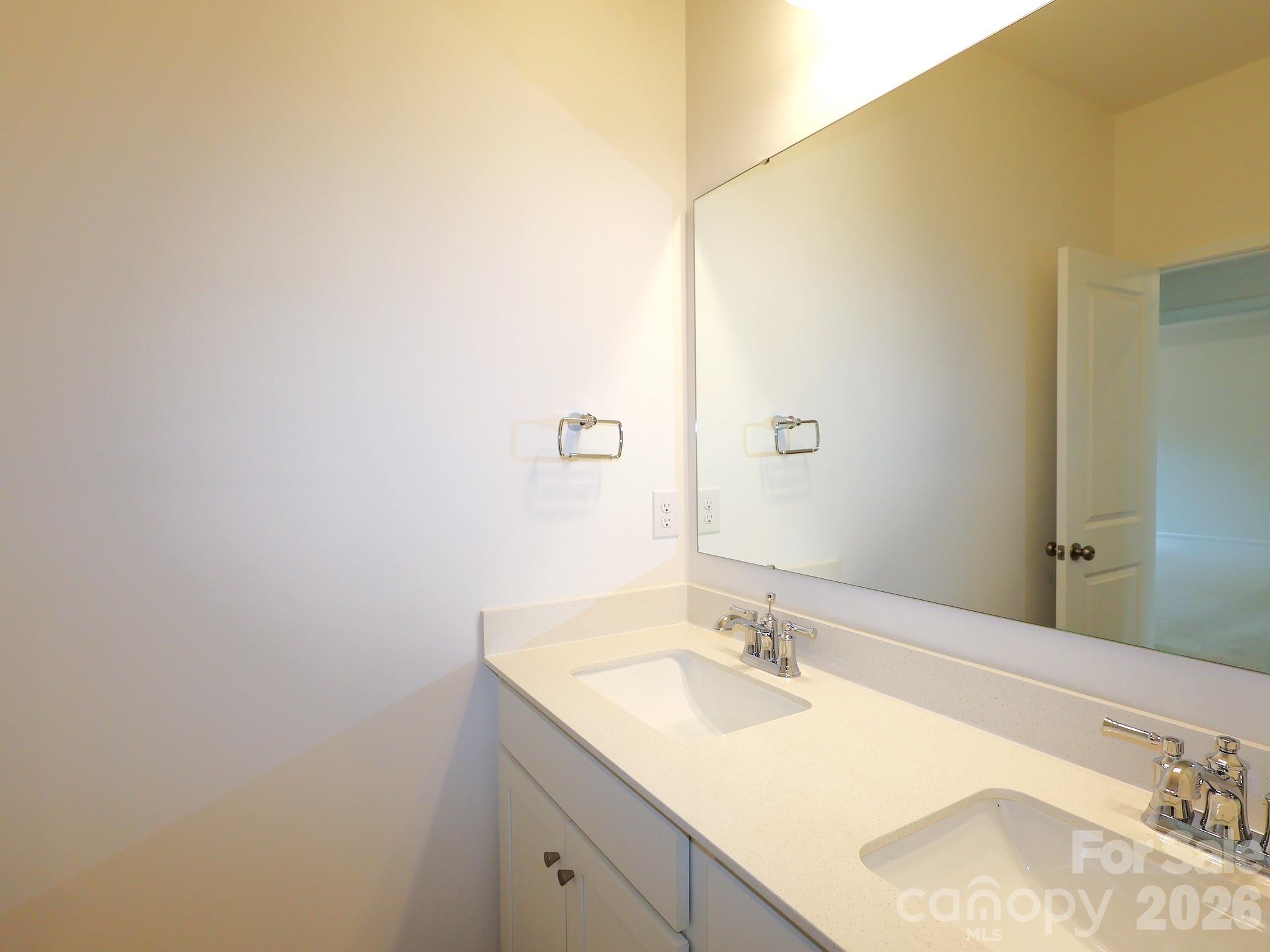 225 Amber Glen Drive Property Photo 20