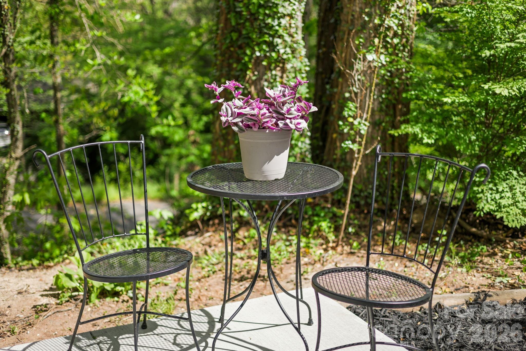 1 Virginia Lane Property Photo 24