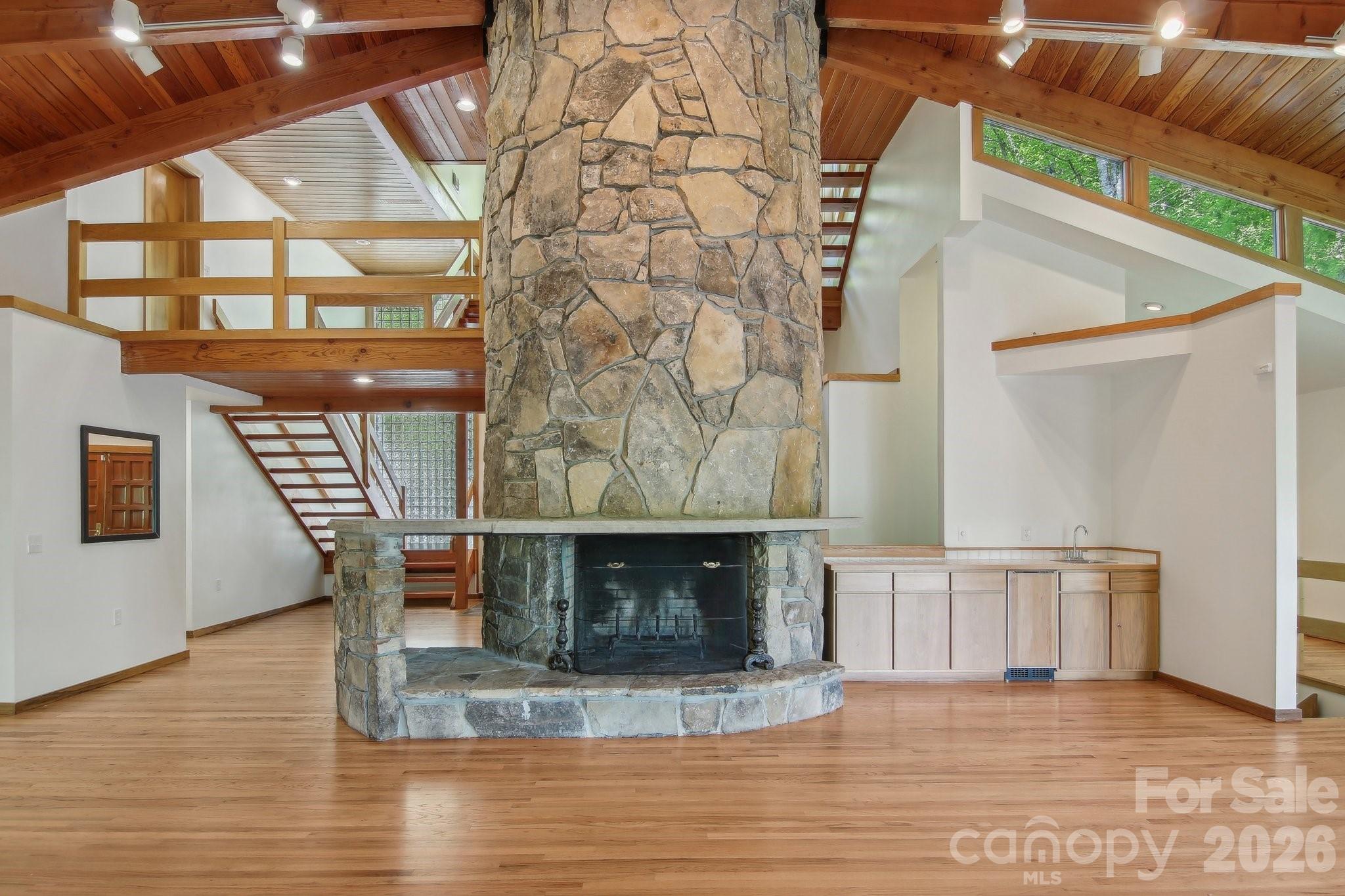 295 Dills Road Property Photo 8