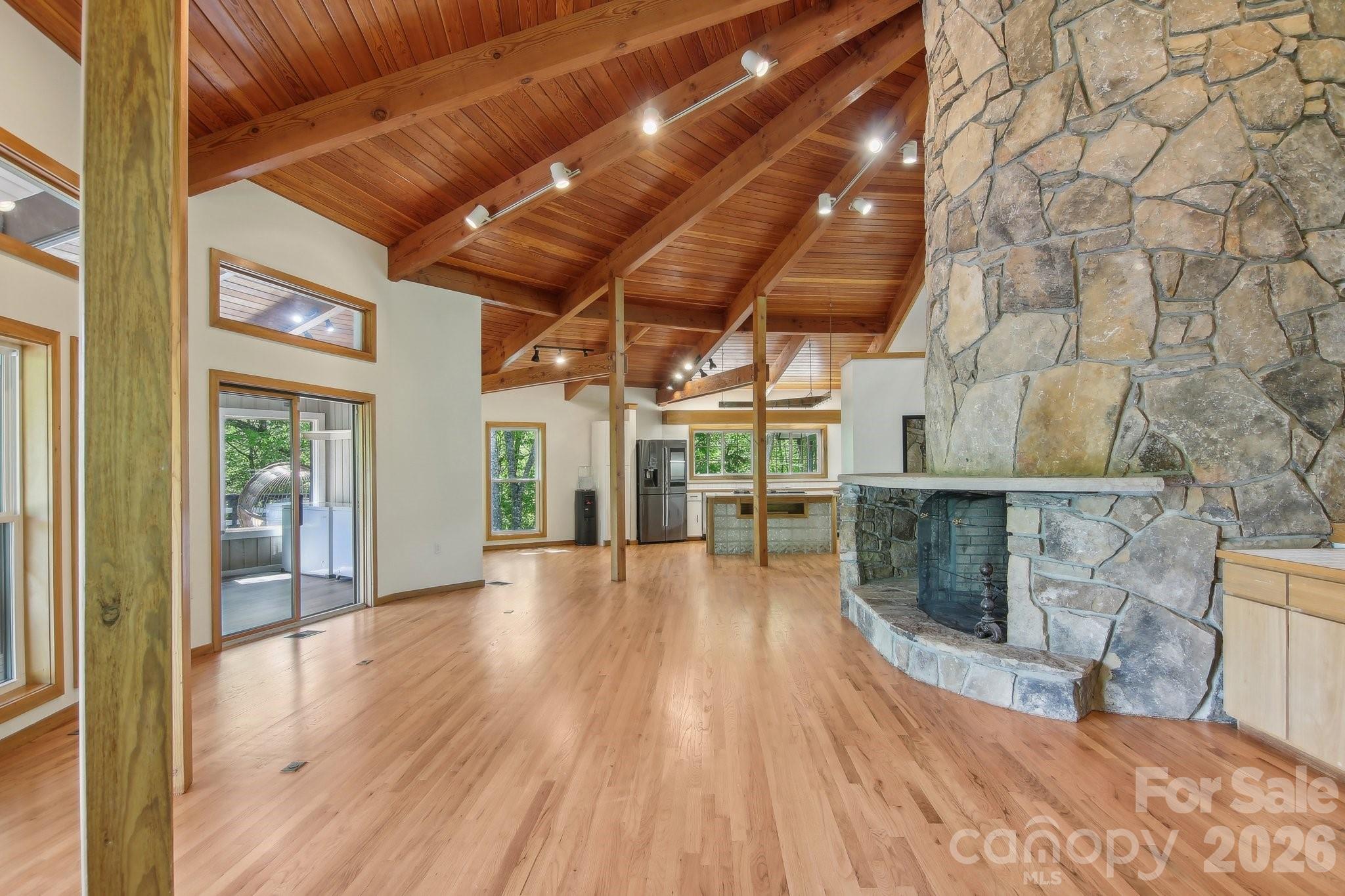 295 Dills Road Property Photo 9