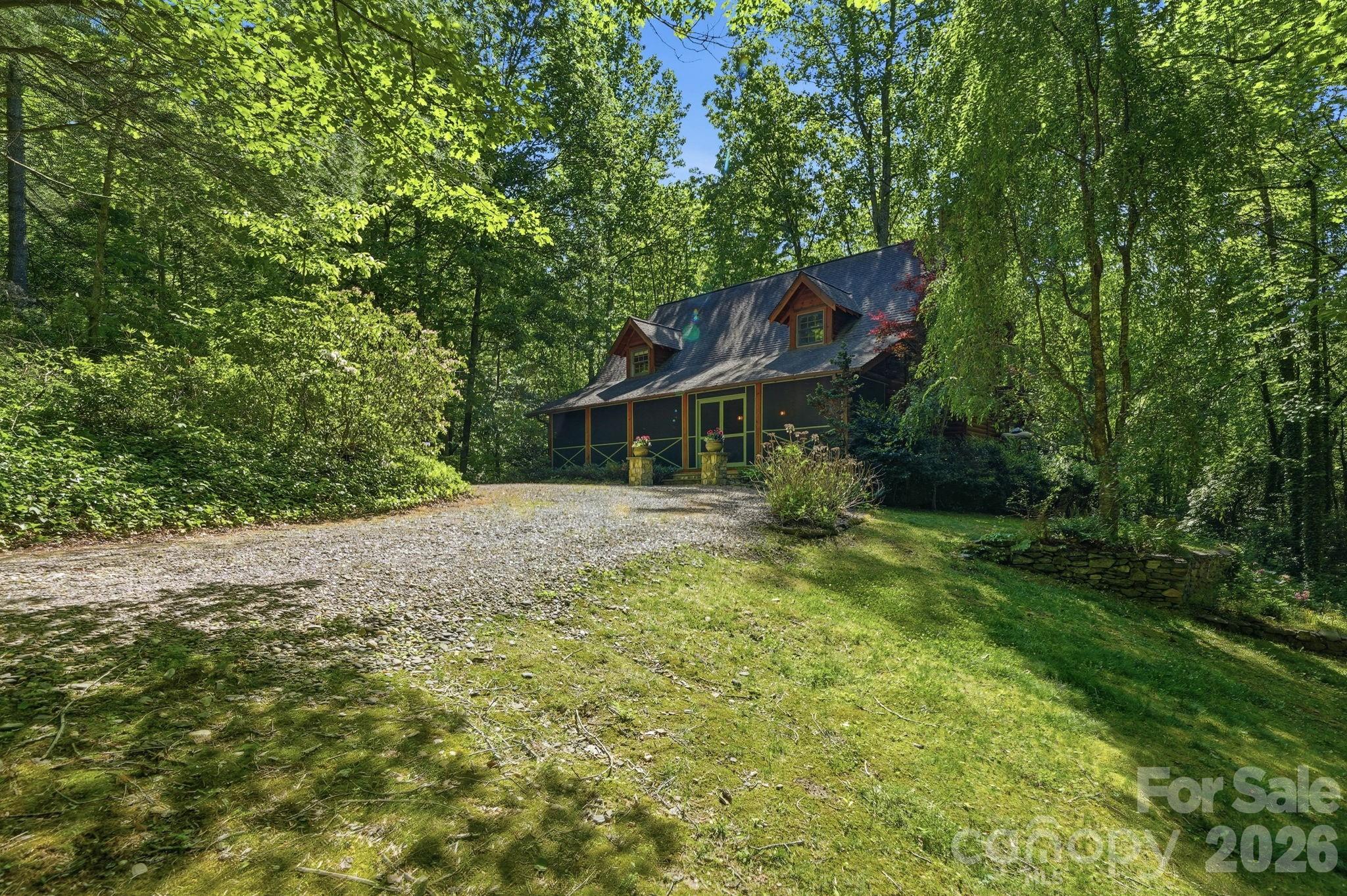 16 Shadow Brook Drive Property Photo 3