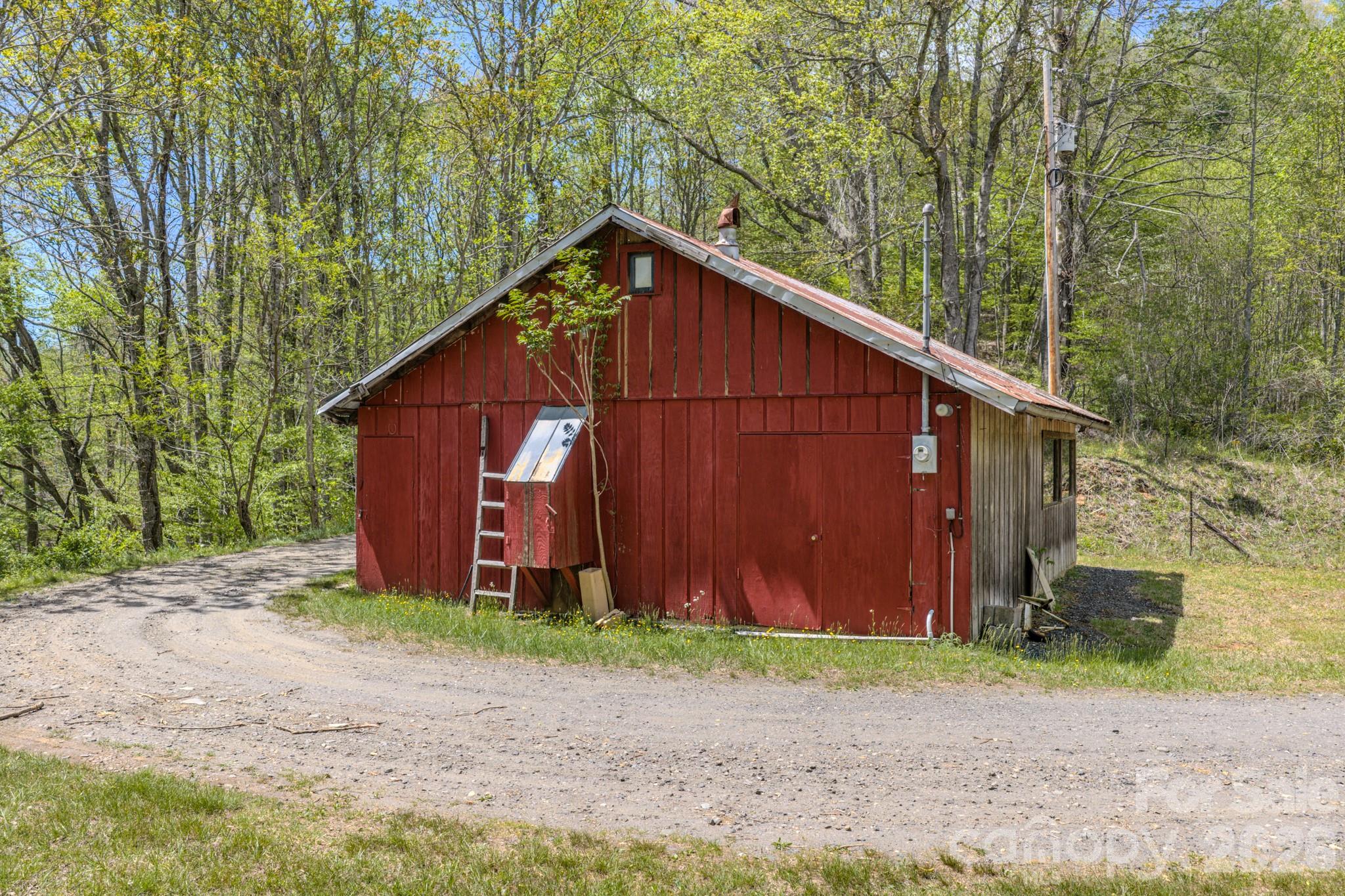 143 Gouge Cemetery Road Property Photo 33